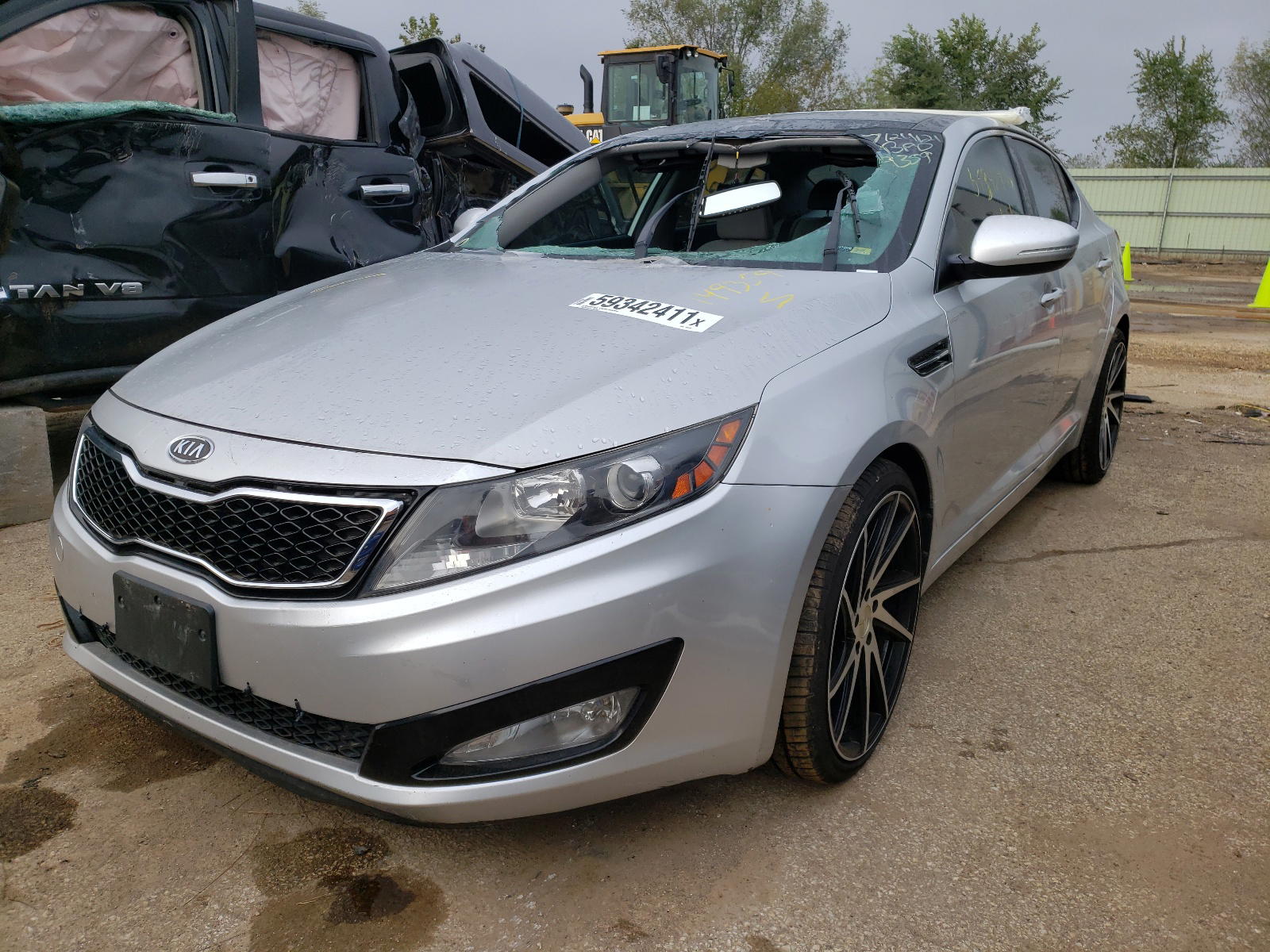 Photo 2 from auction – 2011 KIA OPTIMA EX with VIN KNAGN4A62B5149359