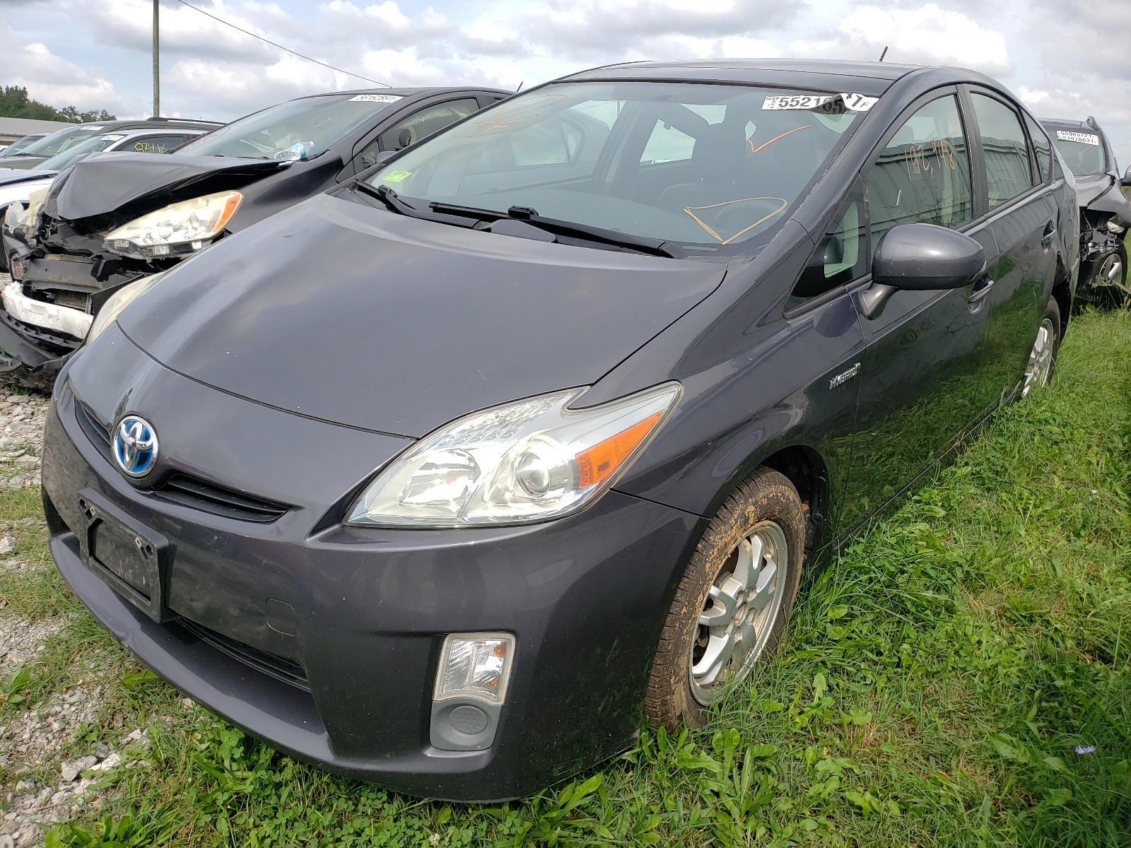 Photo 2 from auction – 2011 TOYOTA PRIUS with VIN JTDKN3DU6B5337562