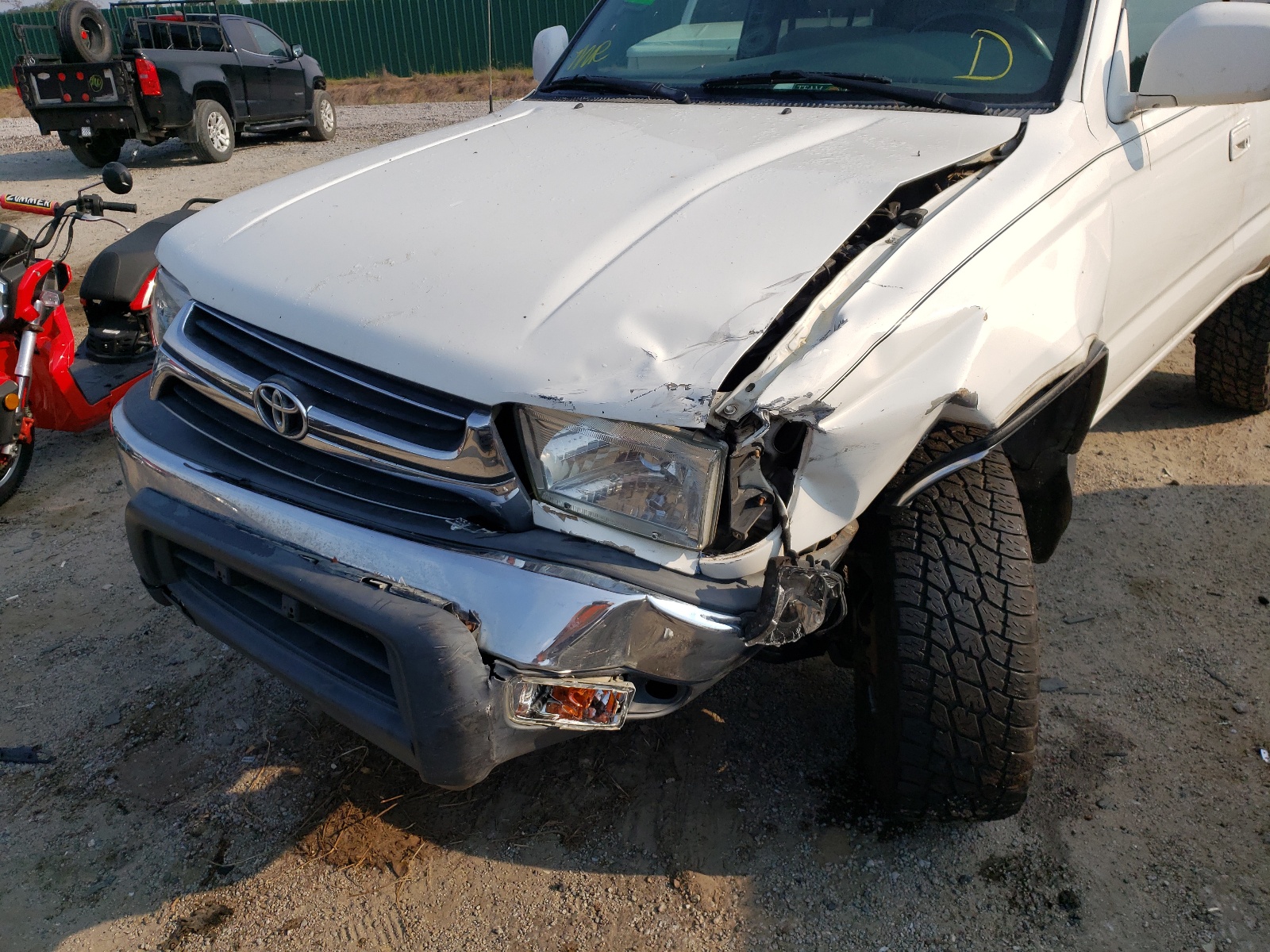 Photo 9 from auction – 2001 TOYOTA 4RUNNER SR with VIN JT3HN86R910352833