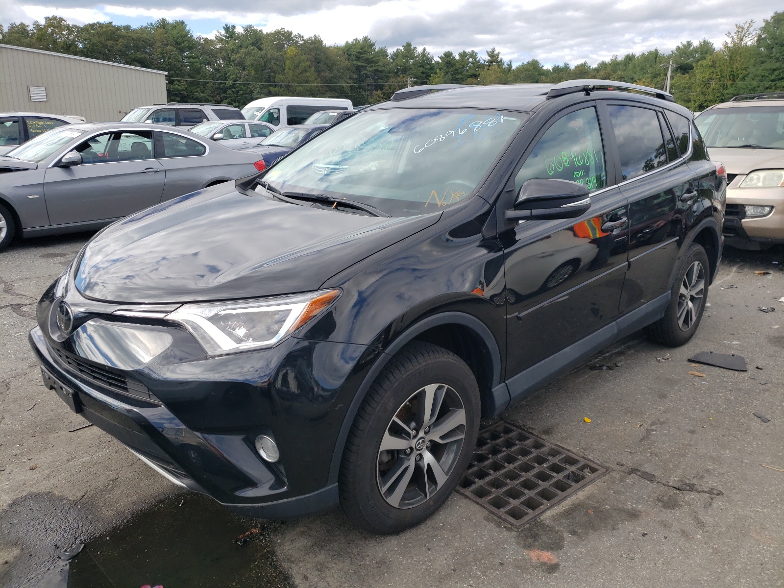 Photo 2 from auction – 2018 TOYOTA RAV4 ADVEN with VIN 2T3RFREV4JW827060