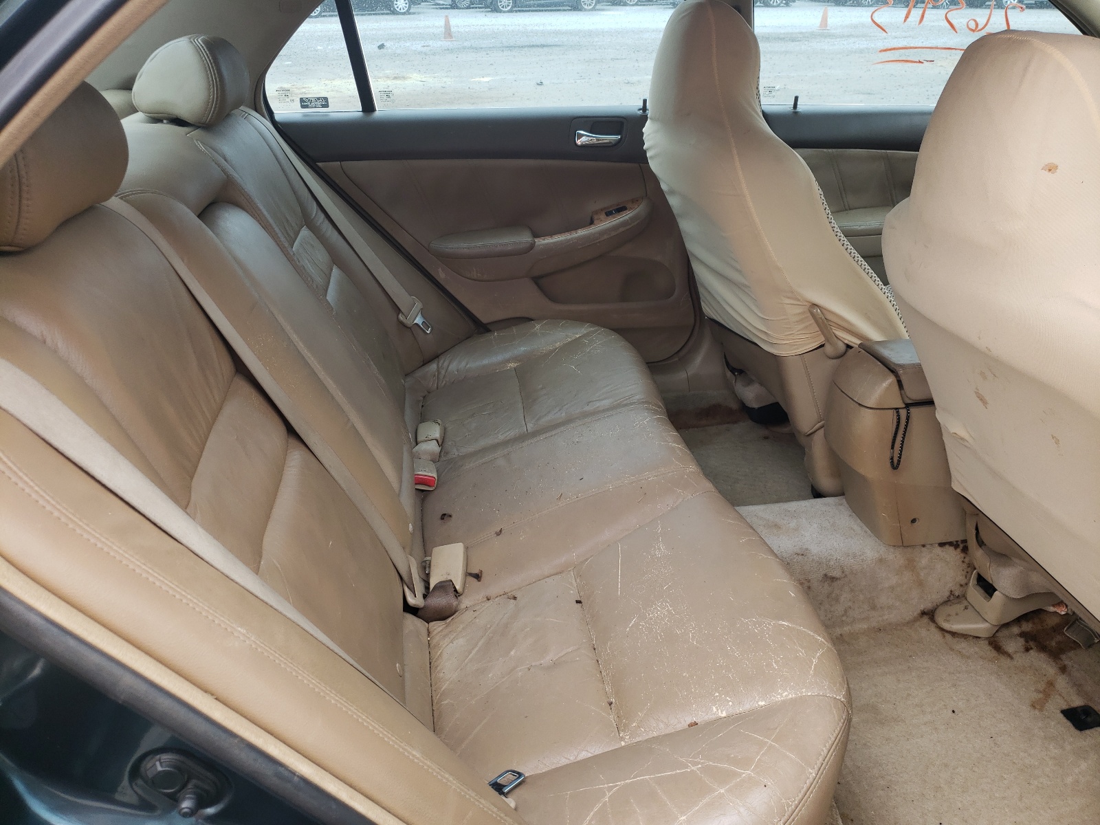 Photo 6 from auction – 2004 HONDA ACCORD with VIN 1HGCM66514A001876