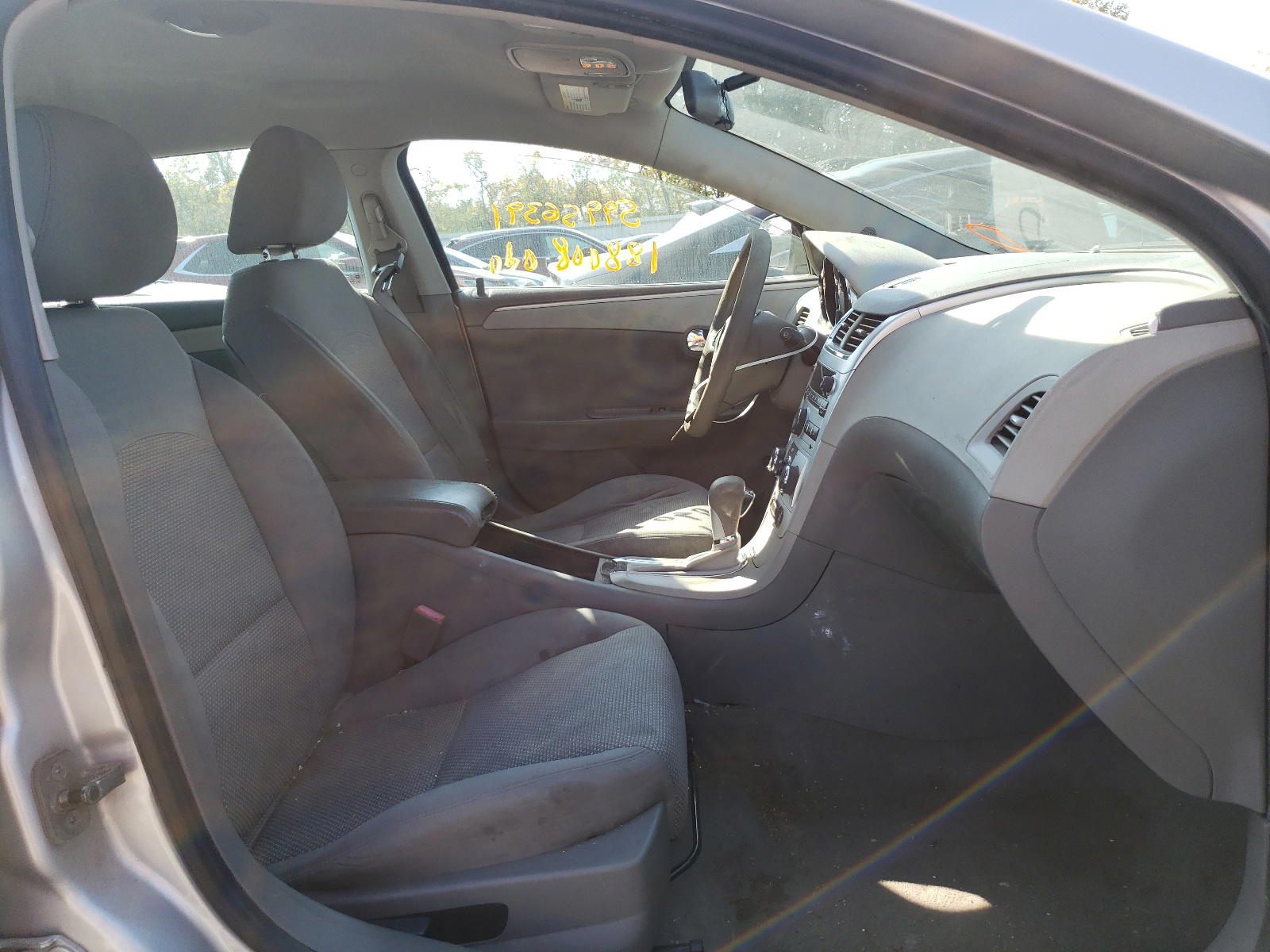Photo 5 from auction – 2011 CHEVROLET MALIBU with VIN 1G1ZA5EU7BF104491
