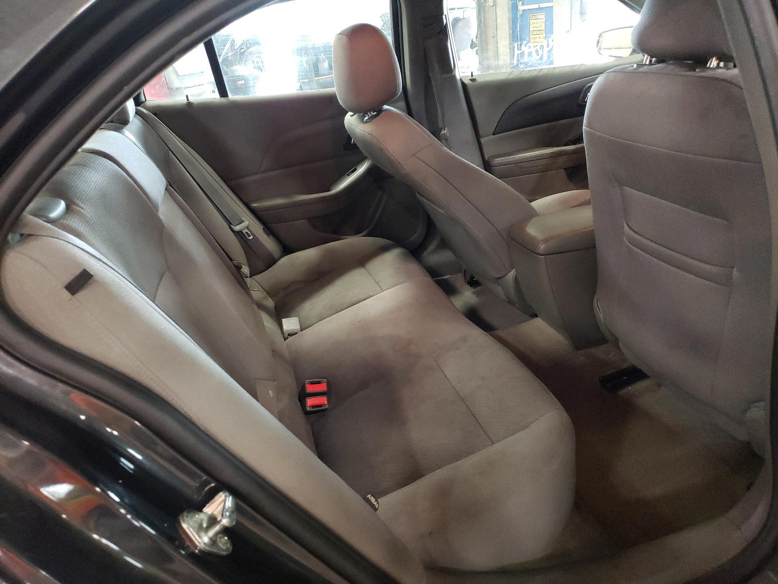 Photo 6 from auction – 2015 CHEVROLET MALIBU LS with VIN 1G11A5SL6FF300324