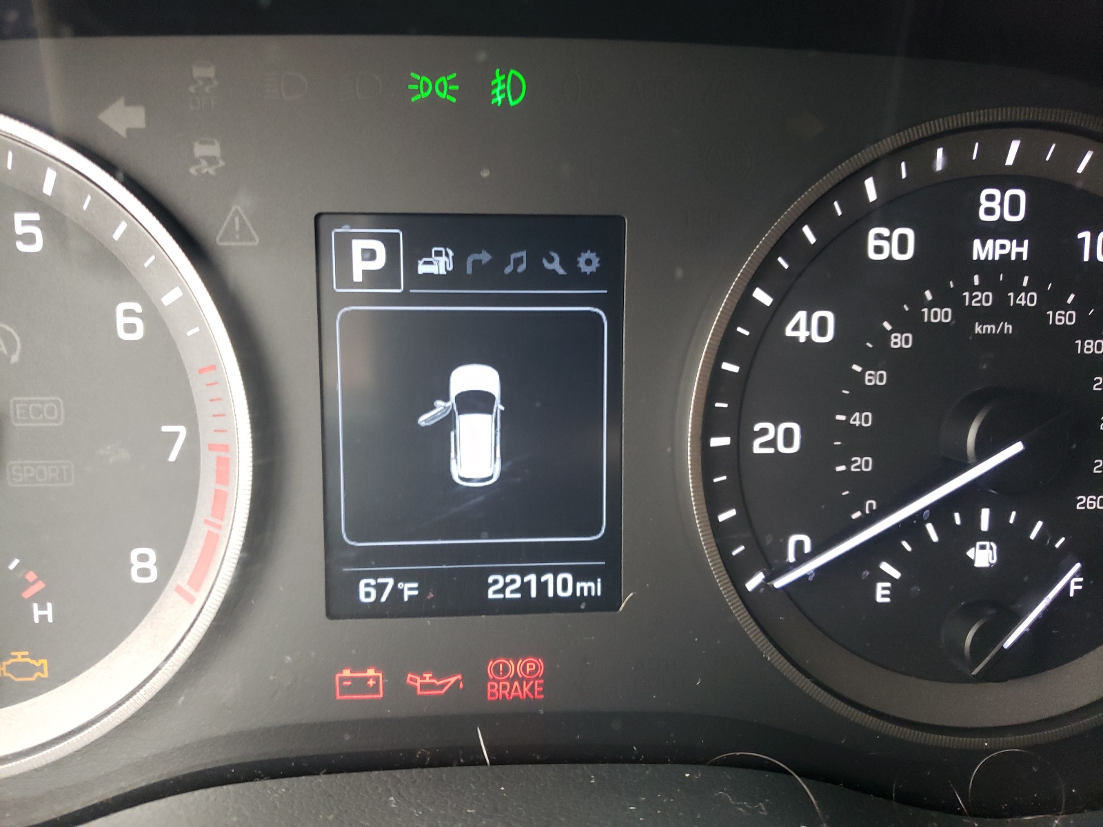 Photo 8 from auction – 2018 HYUNDAI TUCSON SEL with VIN KM8J3CA44JU680439