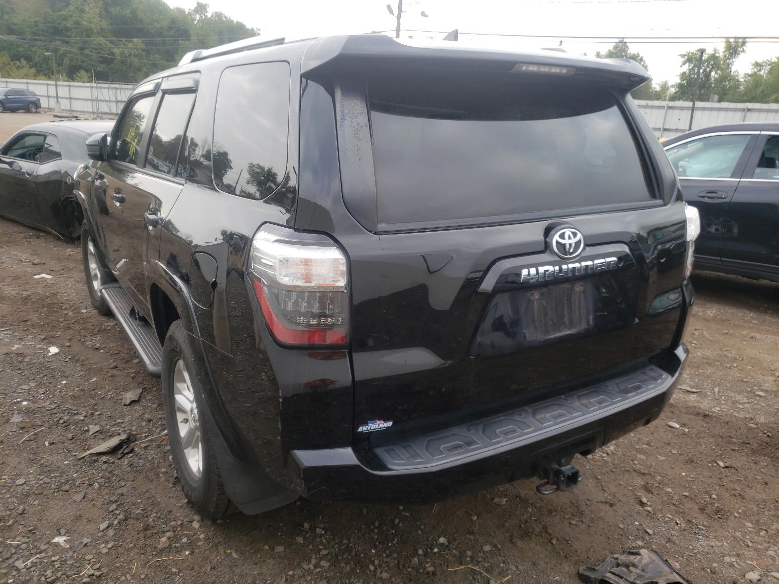 Photo 3 from auction – 2014 TOYOTA 4RUNNER SR with VIN JTEBU5JR1E5201600
