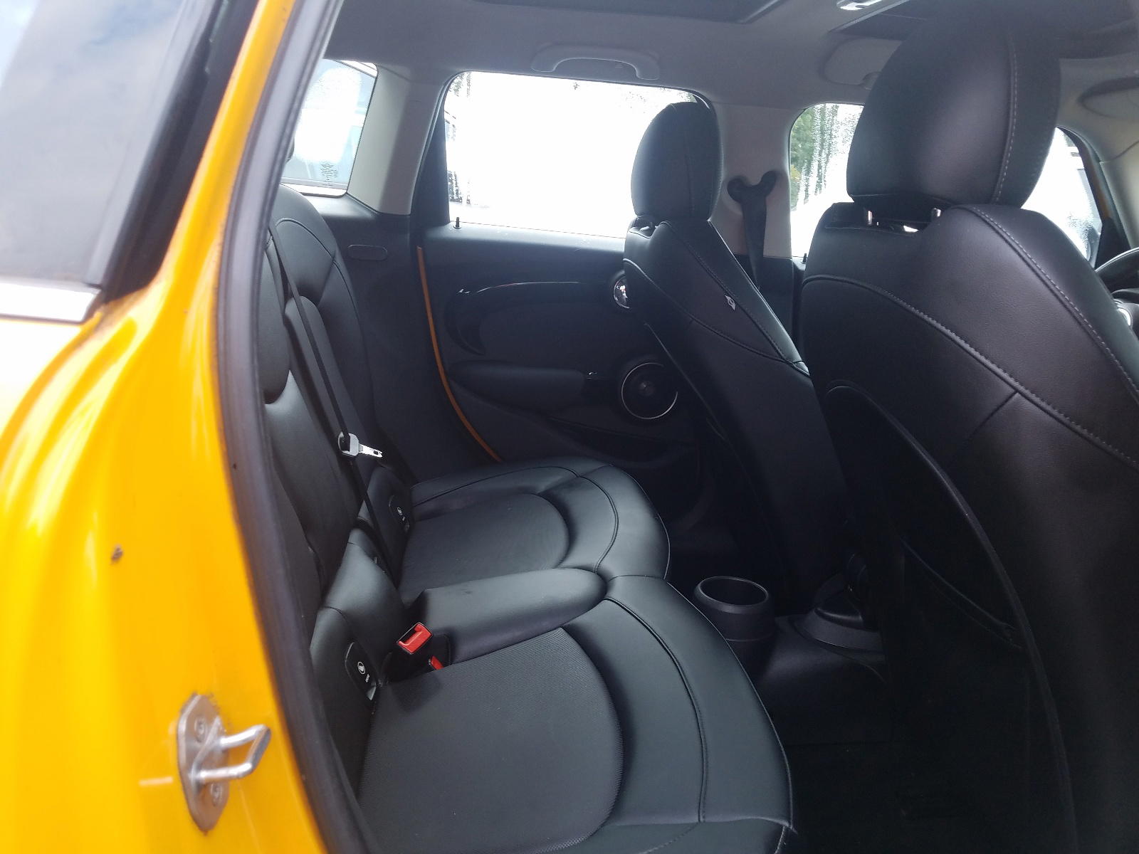 Photo 6 from auction – 2015 MINI COOPER S with VIN WMWXU3C58F2B58143