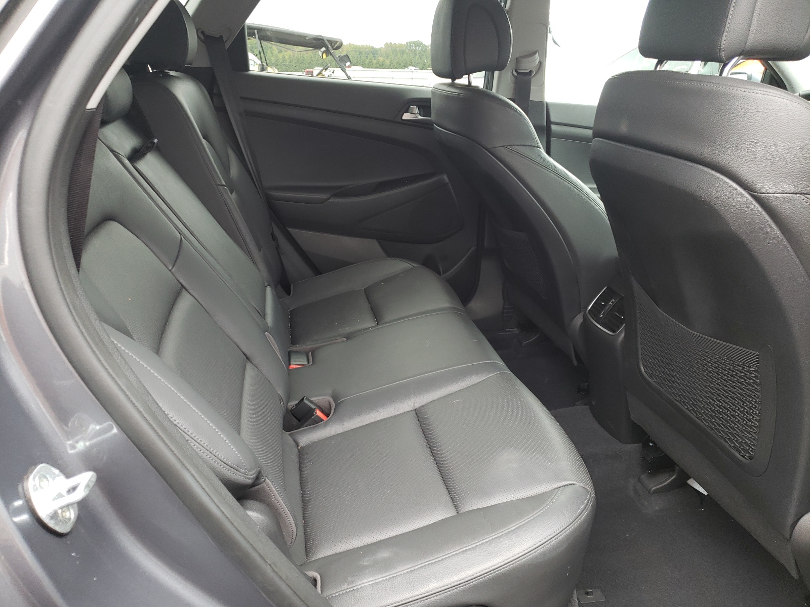Photo 6 from auction – 2018 HYUNDAI TUCSON SEL with VIN KM8J3CA44JU680439