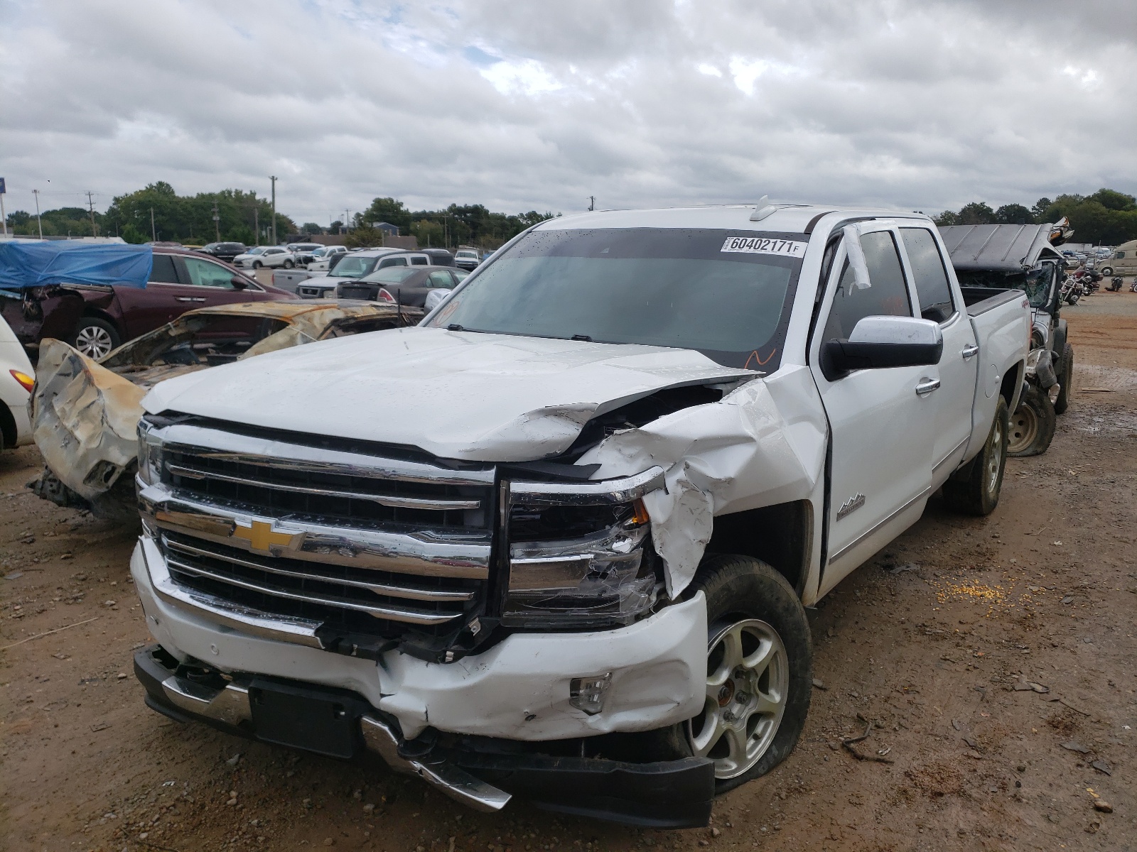 Photo 2 from auction – 2017 CHEVROLET SILVERADO with VIN 3GCUKTEJ7HG146546