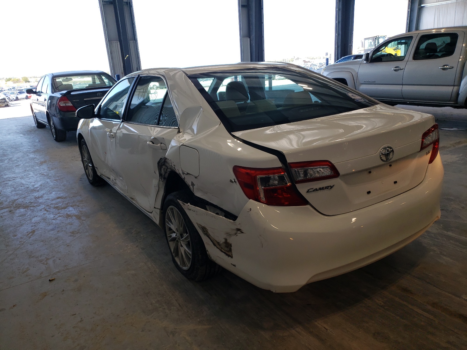 Zdjęcie 3 z aukcji – 2012 TOYOTA CAMRY BASE z VIN 4T4BF1FK7CR229389