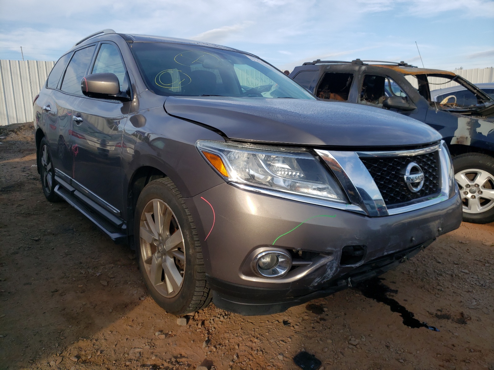 Zdjęcie 1 z aukcji – 2014 NISSAN PATHFINDER z VIN 5N1AR2MM4EC656903
