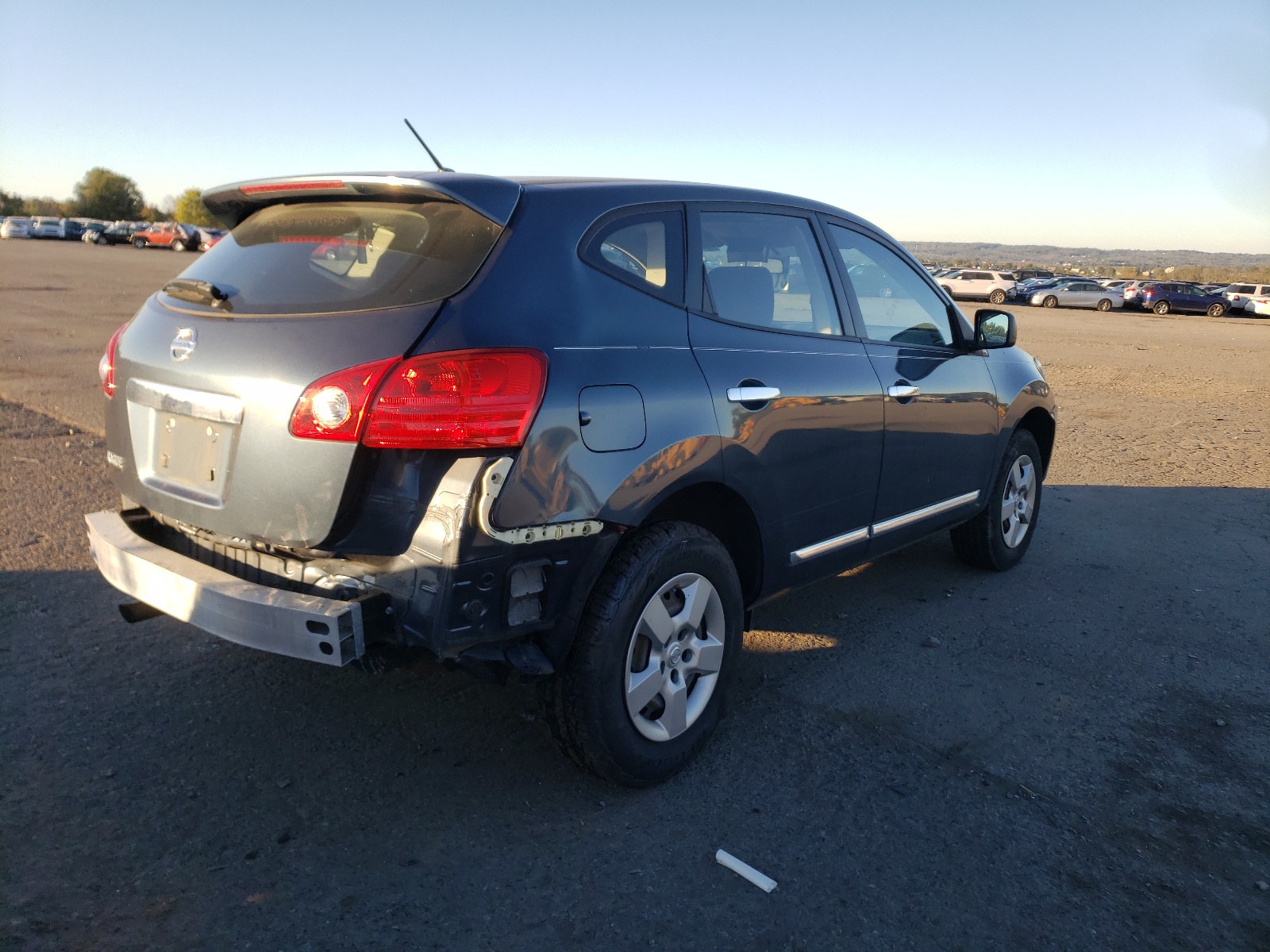Photo 4 from auction – 2013 NISSAN ROGUE S with VIN JN8AS5MT0DW538429