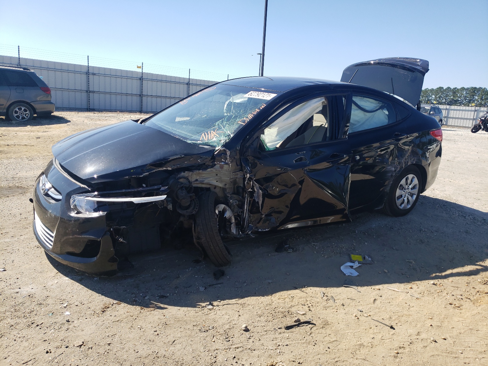 Photo 9 from auction – 2016 HYUNDAI ACCENT SE with VIN KMHCT4AE7GU943930