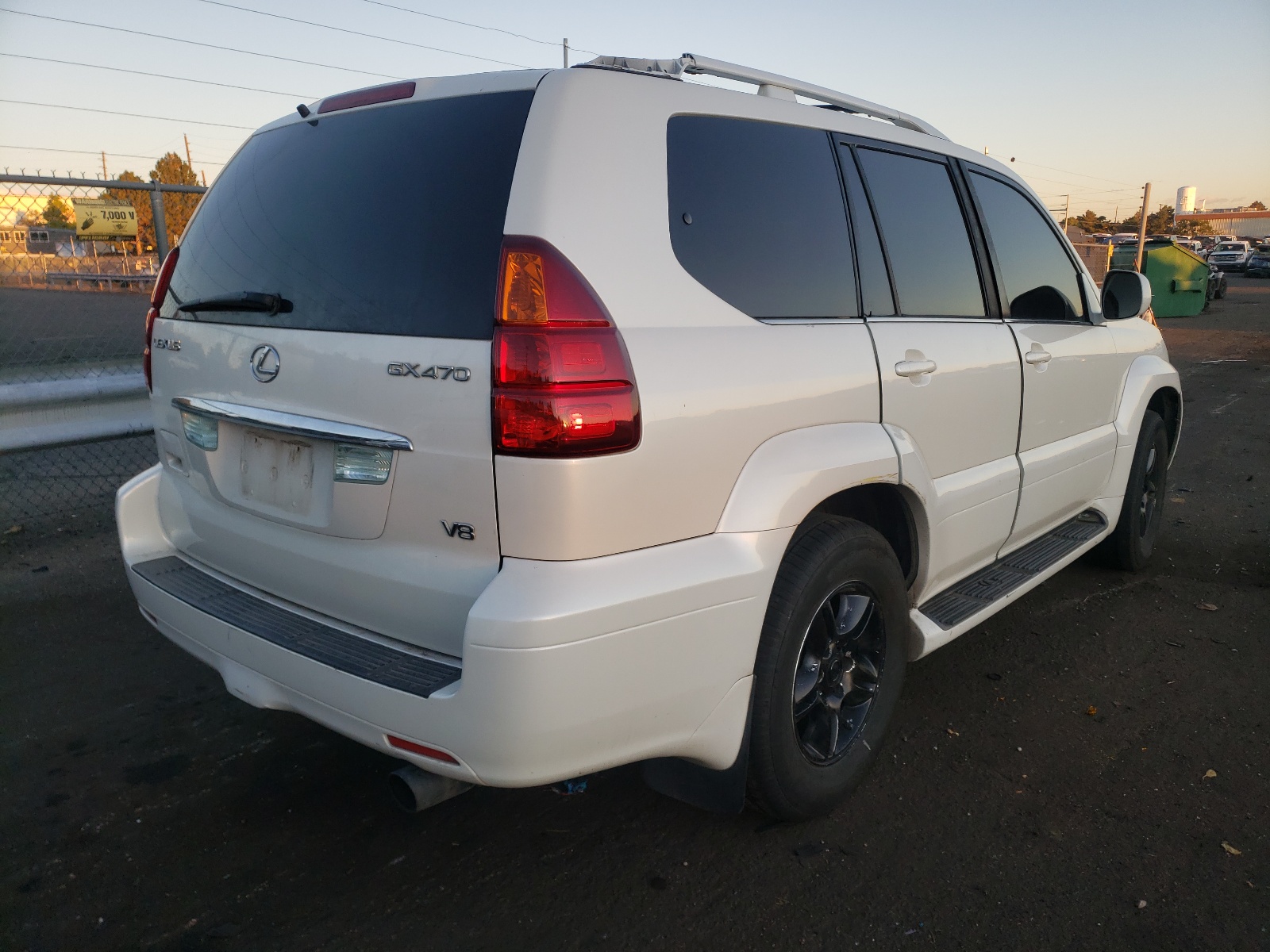 Photo 4 from auction – 2005 LEXUS GX 470 with VIN JTJBT20X350095229