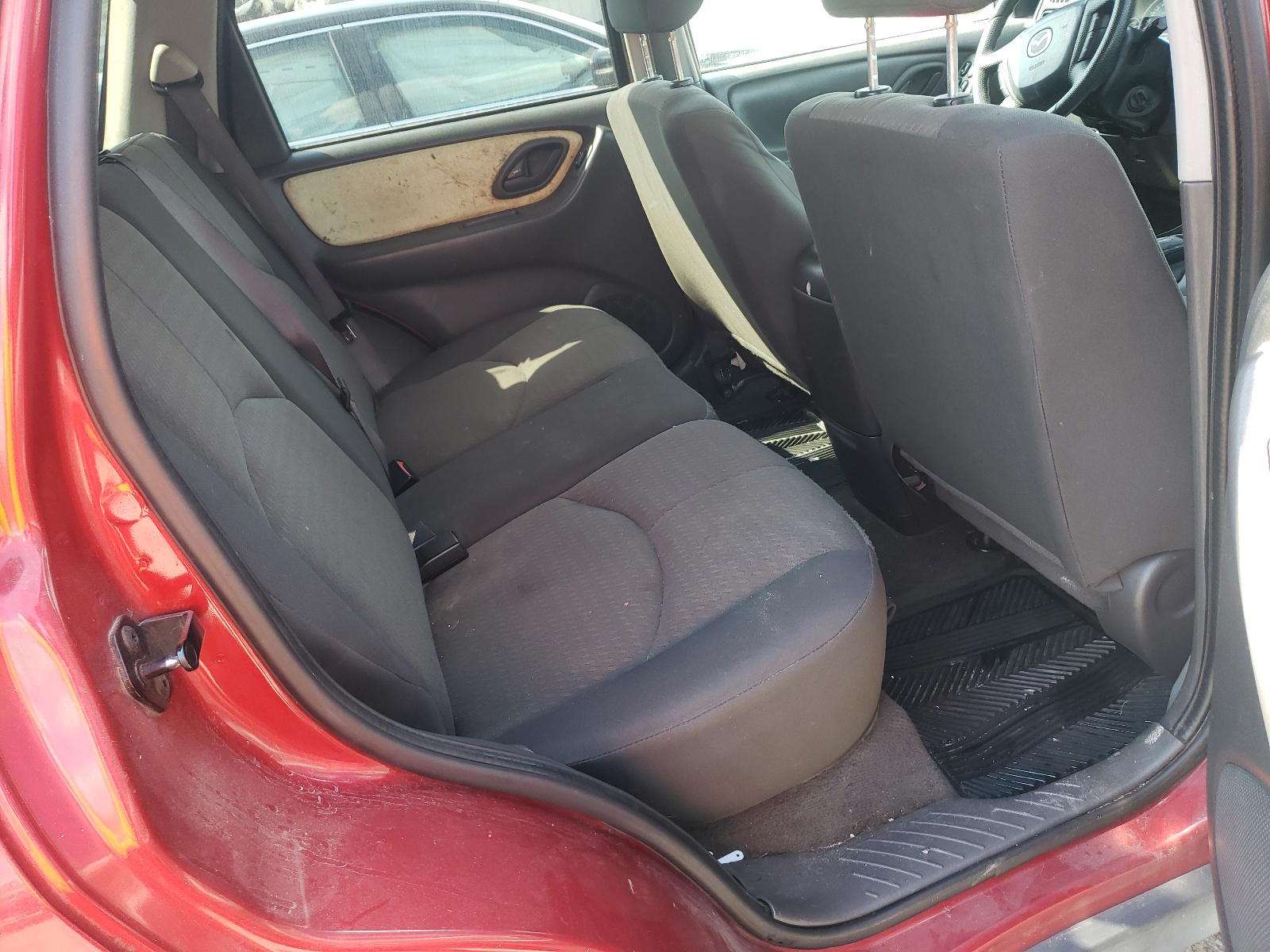 Photo 6 from auction – 2006 MAZDA TRIBUTE I with VIN 4F2YZ02Z46KM00600