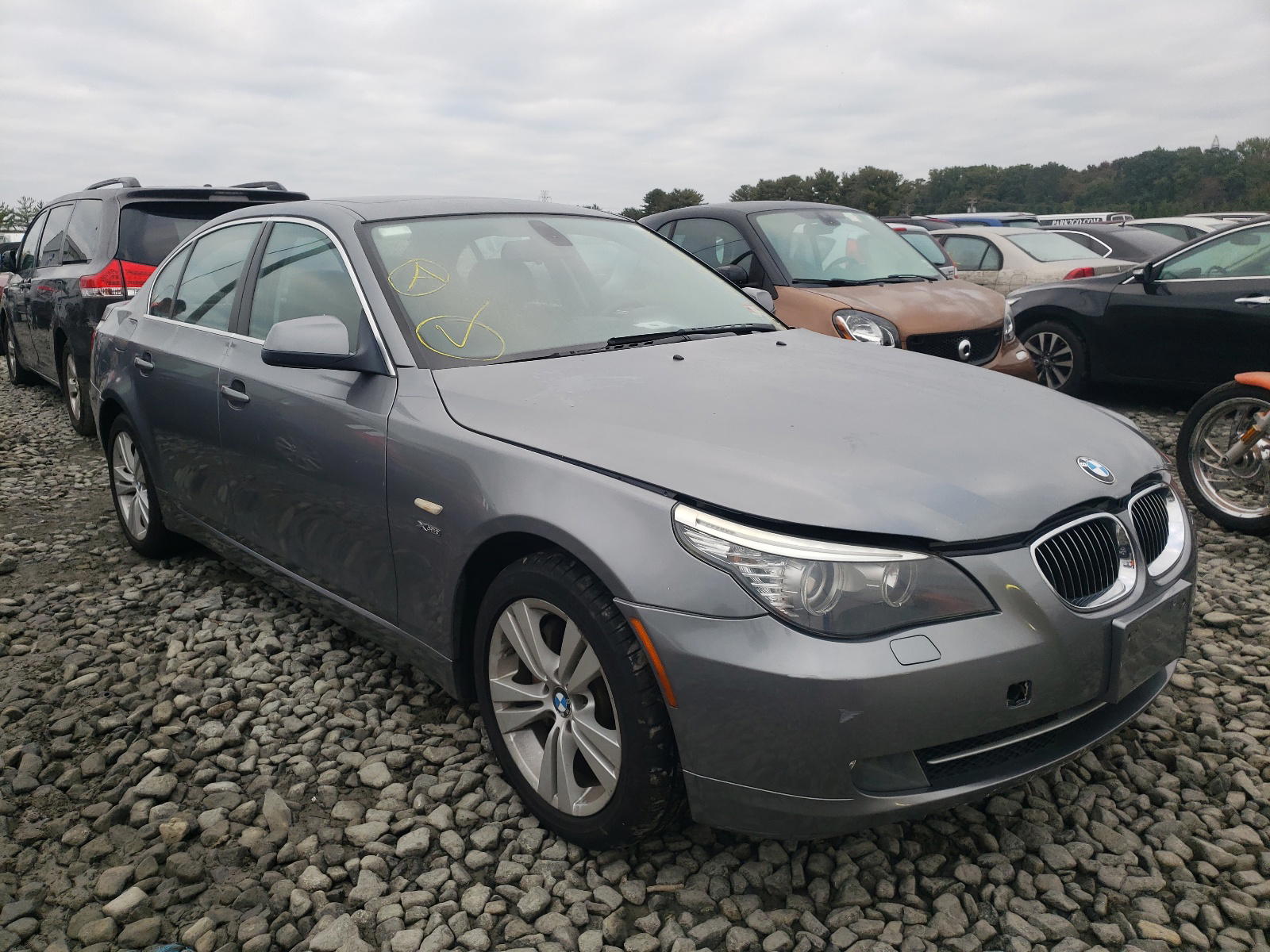 Photo 9 from auction – 2010 BMW 528 XI with VIN WBANV1C56AC443352