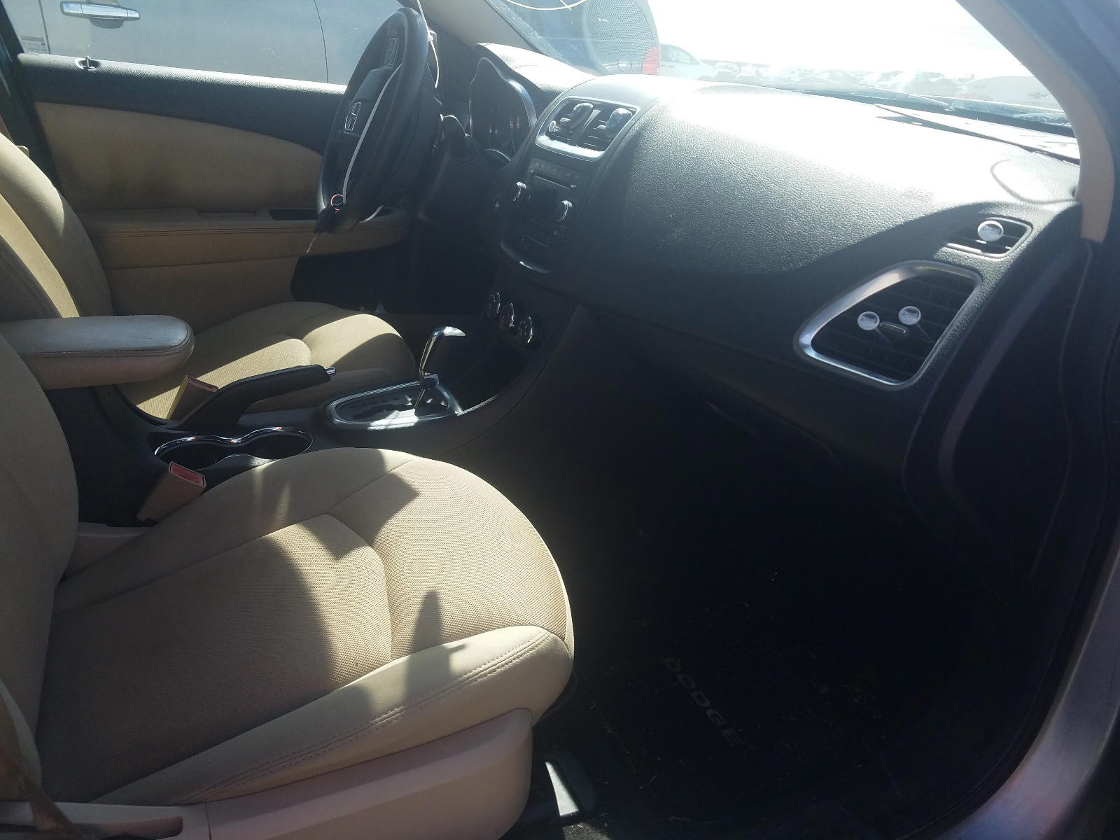 Photo 5 from auction – 2013 DODGE AVENGER SE with VIN 1C3CDZAB8DN657695