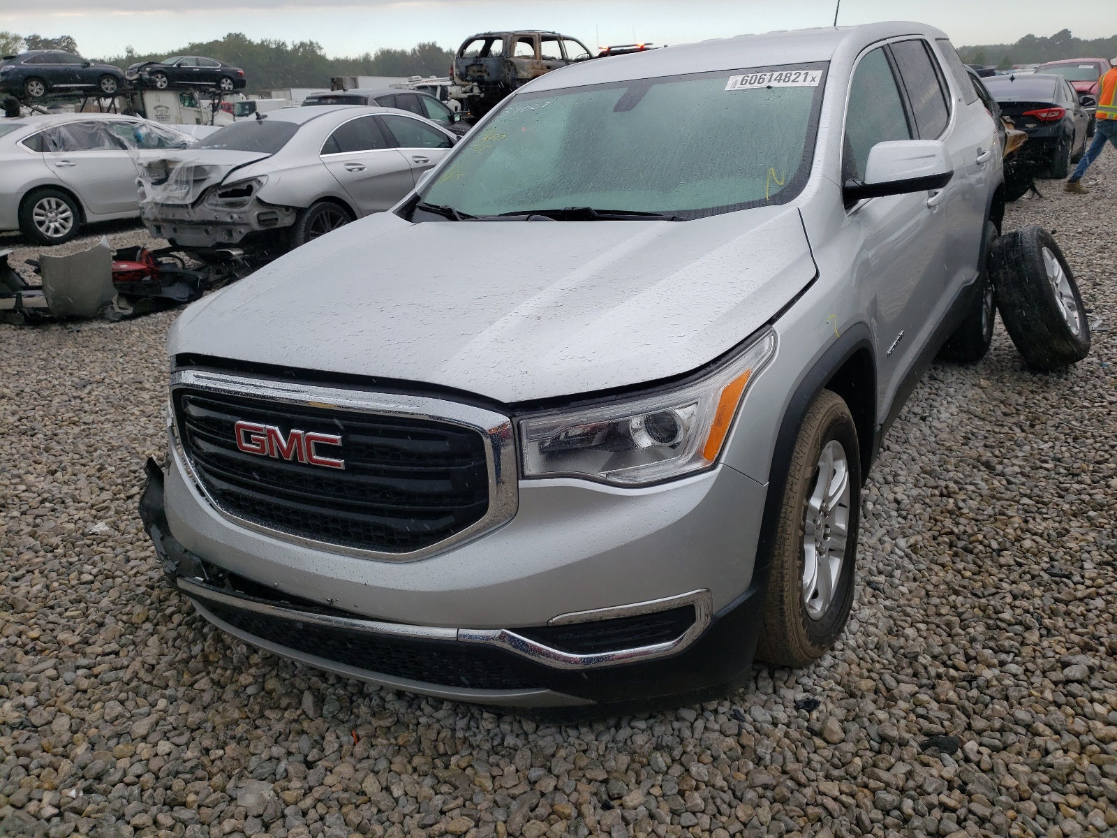 Photo 2 from auction – 2017 GMC ACADIA SLE with VIN 1GKKNKLA1HZ164282