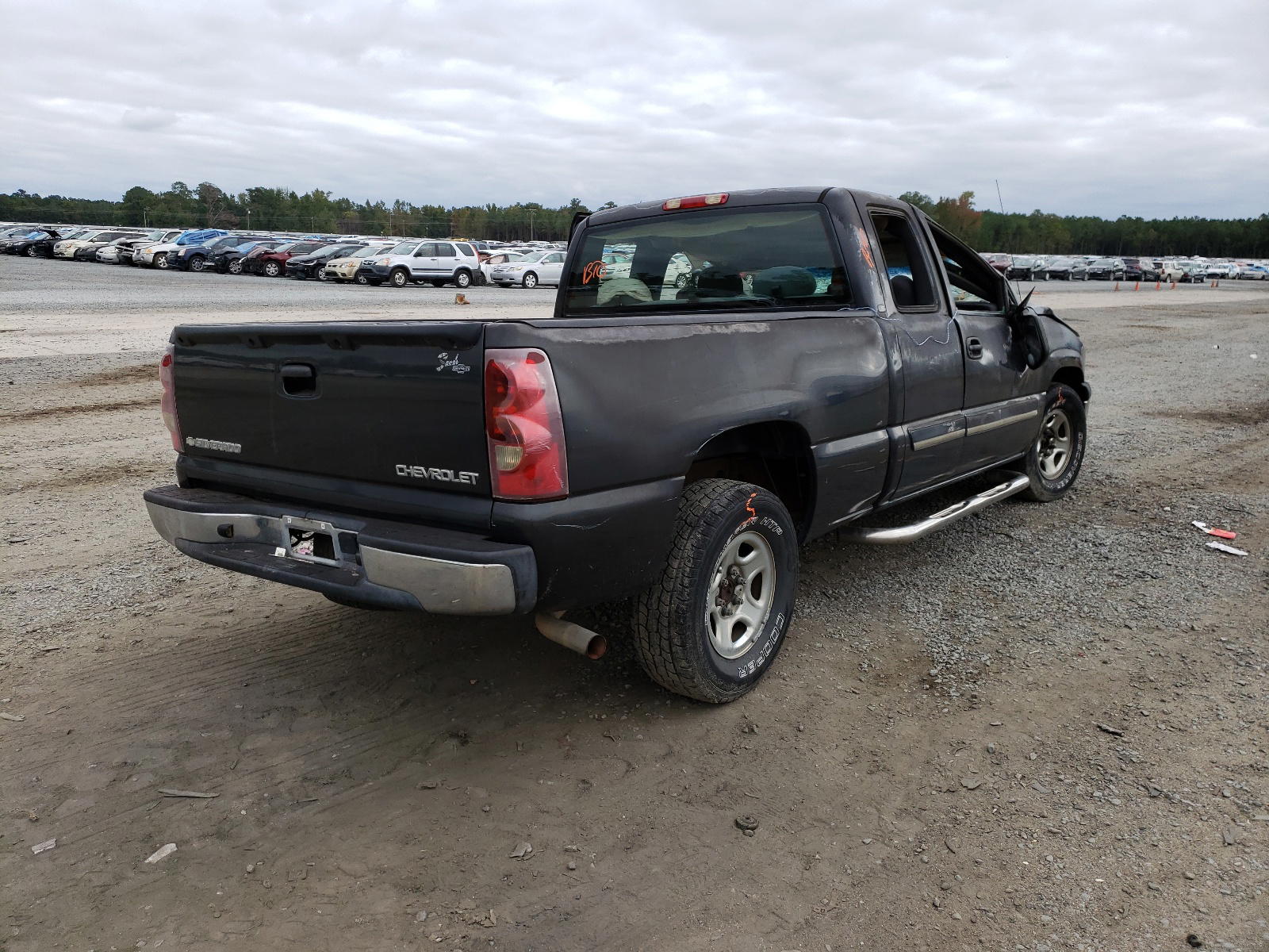 Photo 4 from auction – 2003 CHEVROLET SILVERADO with VIN 2GCEC19VX31280097