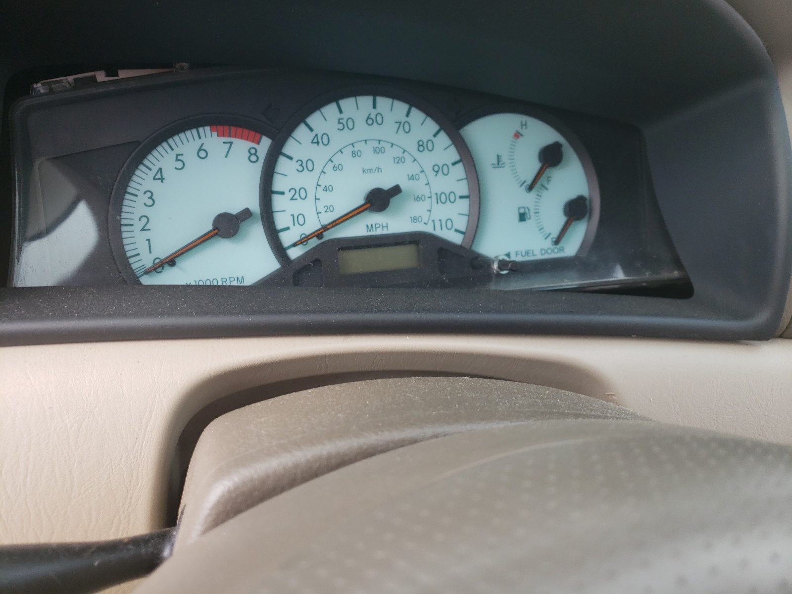 Photo 8 from auction – 2004 TOYOTA COROLLA CE with VIN 1NXBR38EX4Z217758