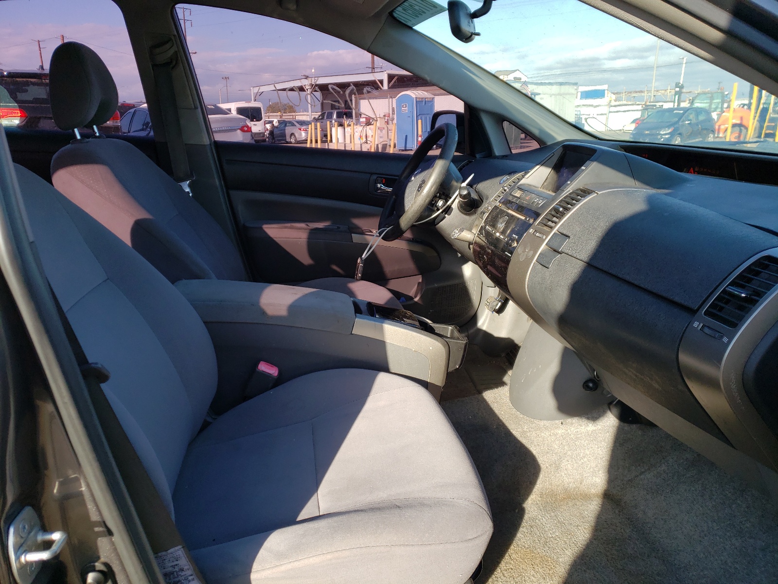 Photo 5 from auction – 2007 TOYOTA PRIUS with VIN JTDKB20U973265168