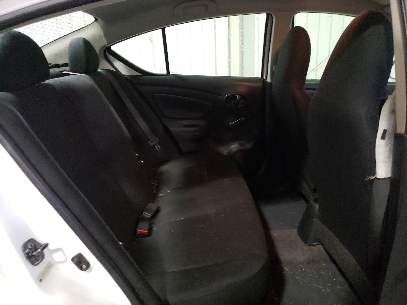 Photo 6 from auction – 2015 NISSAN VERSA S with VIN 3N1CN7AP2FL835812