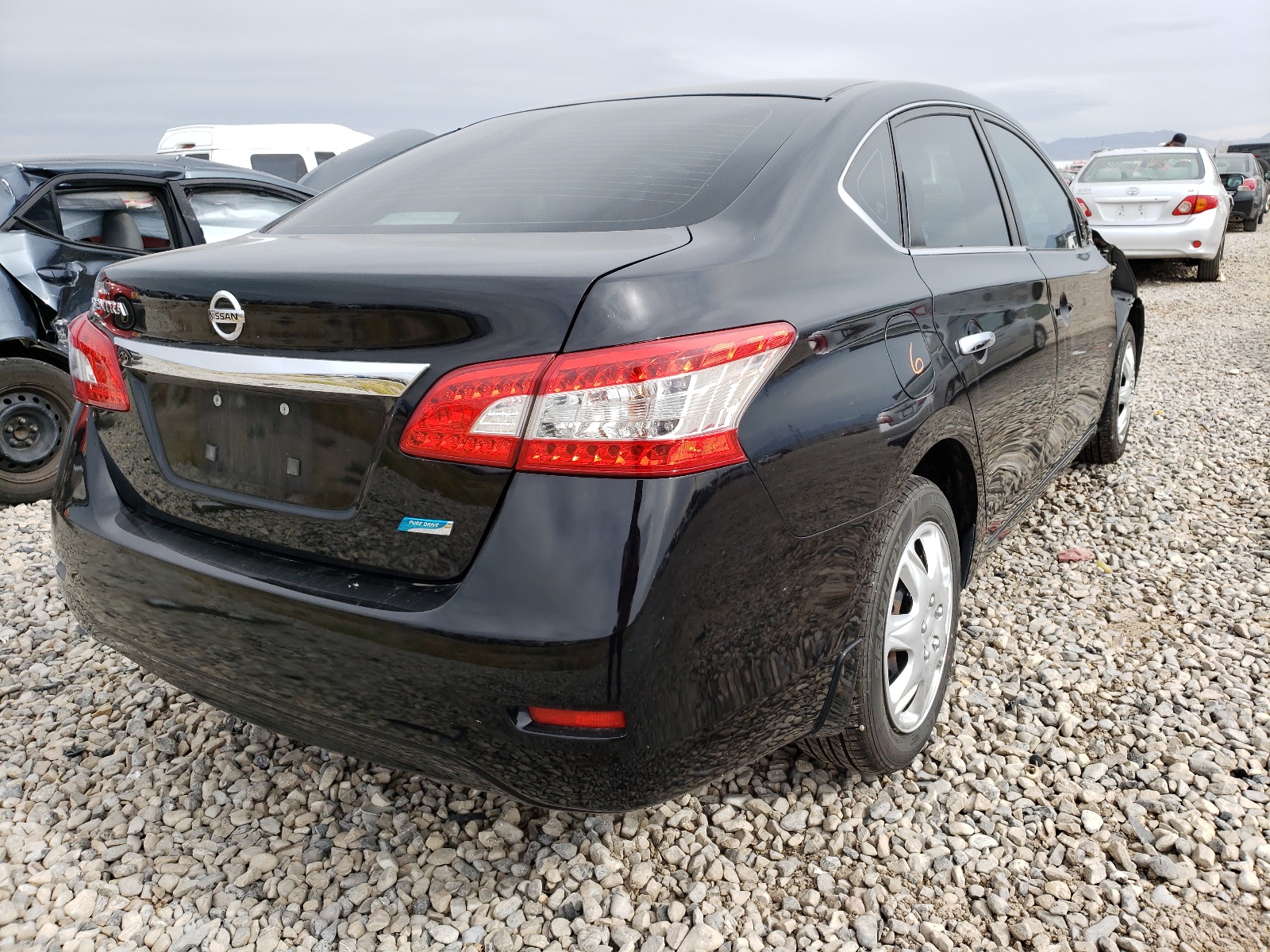 Photo 4 from auction – 2013 NISSAN SENTRA S with VIN 3N1AB7AP1DL789287