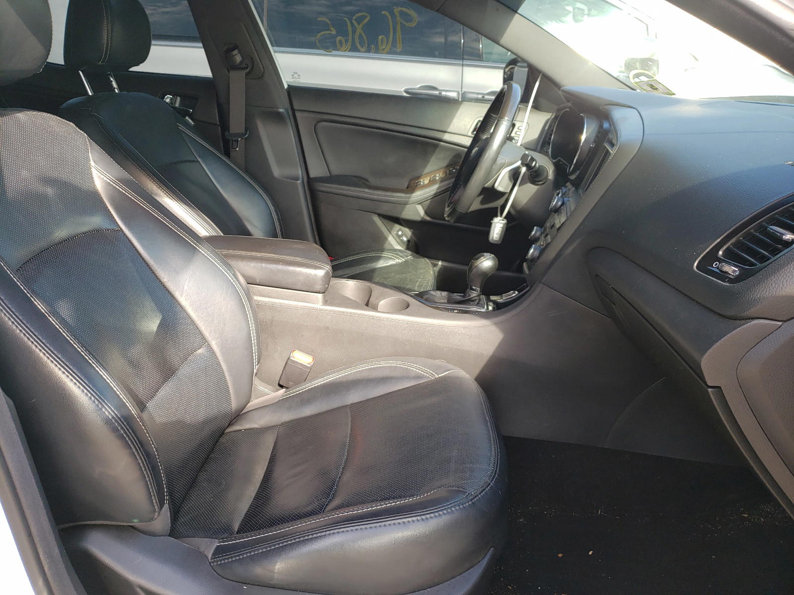 Photo 5 from auction – 2013 KIA OPTIMA SX with VIN 5XXGR4A67DG190530