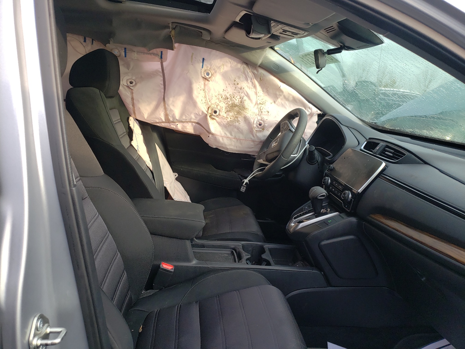 Photo 5 from auction – 2018 HONDA CR-V EX with VIN 2HKRW2H50JH125652
