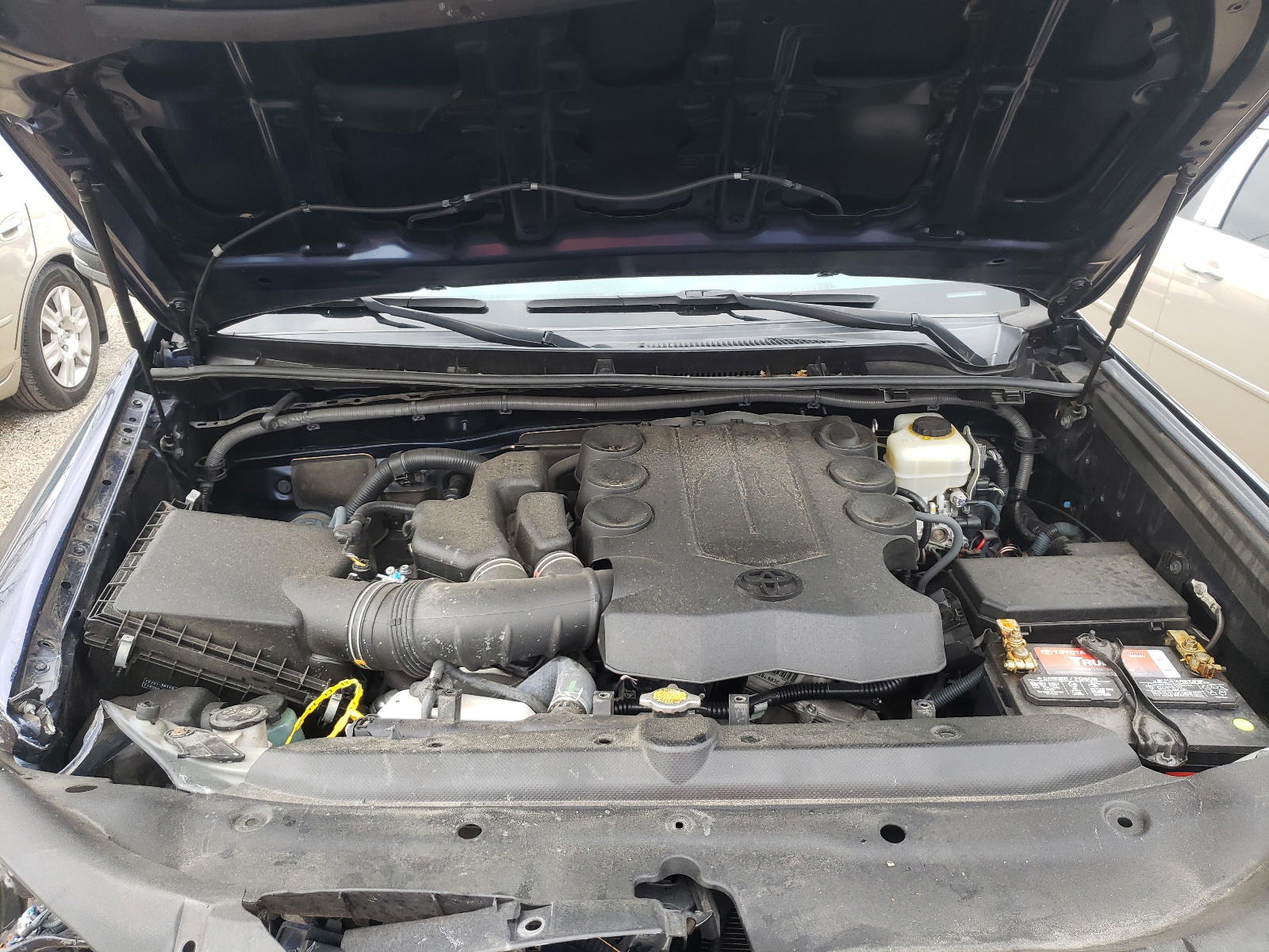 Photo 7 from auction – 2014 TOYOTA 4RUNNER SR with VIN JTEBU5JR6E5194174