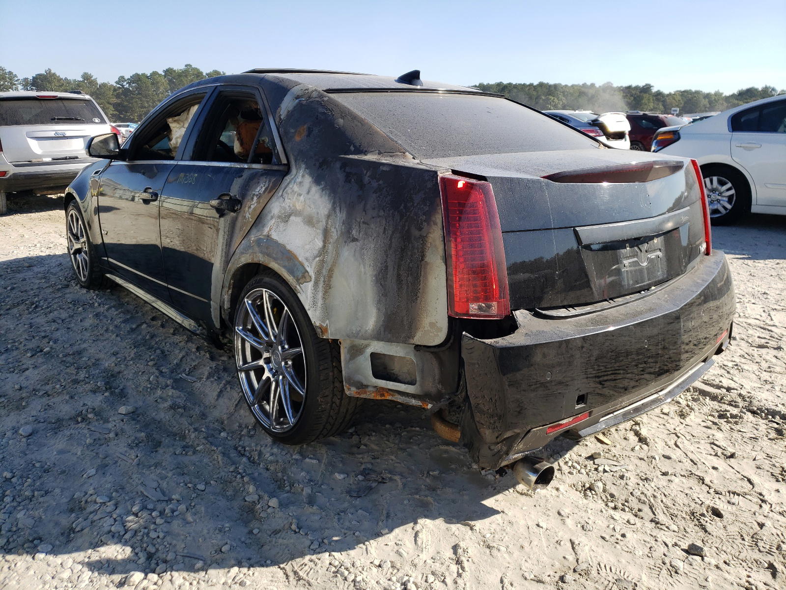 Photo 3 from auction – 2011 CADILLAC CTS-V with VIN 1G6DV5EP7B0142809