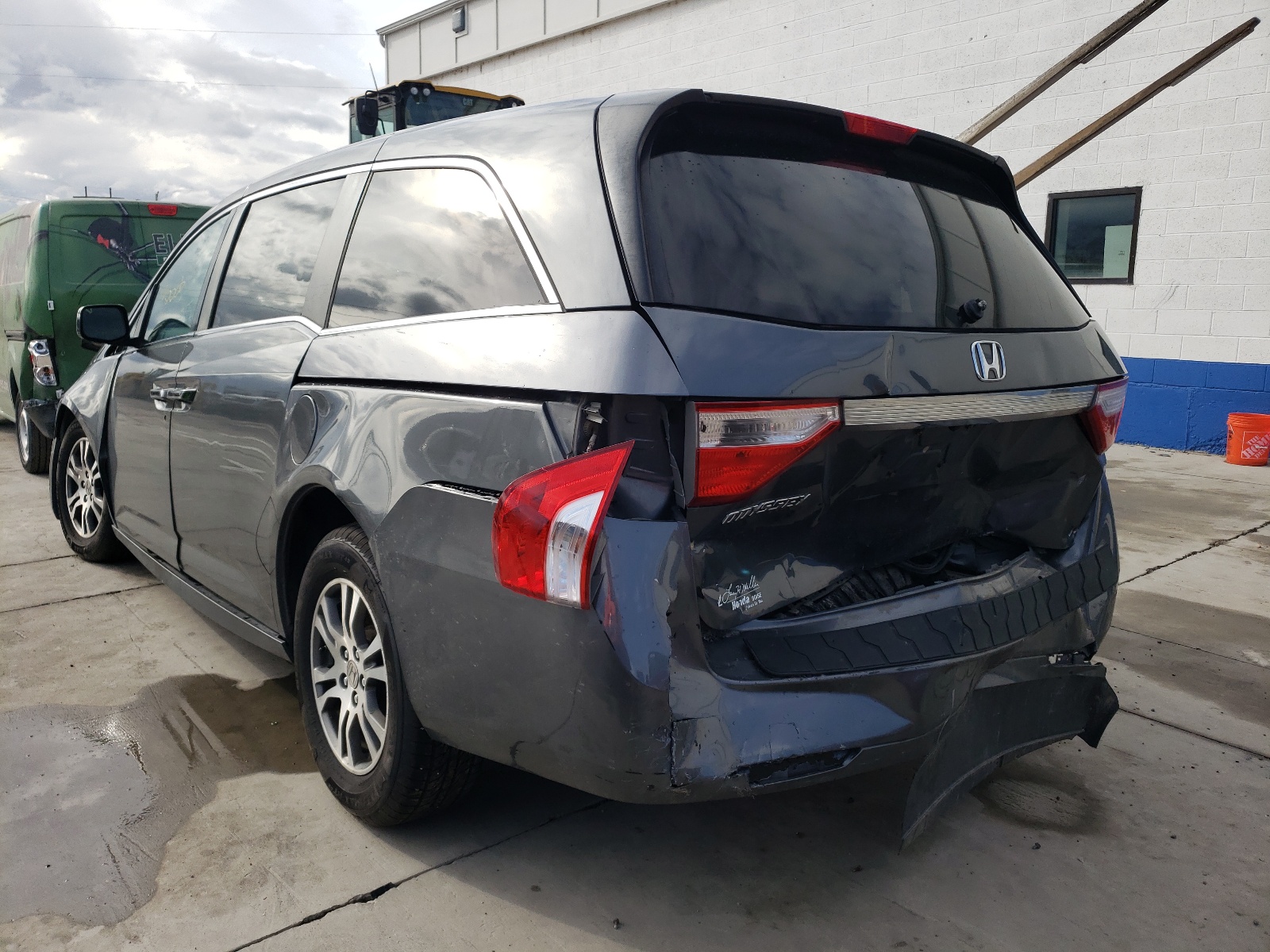 Photo 3 from auction – 2013 HONDA ODYSSEY EX with VIN 5FNRL5H43DB042298