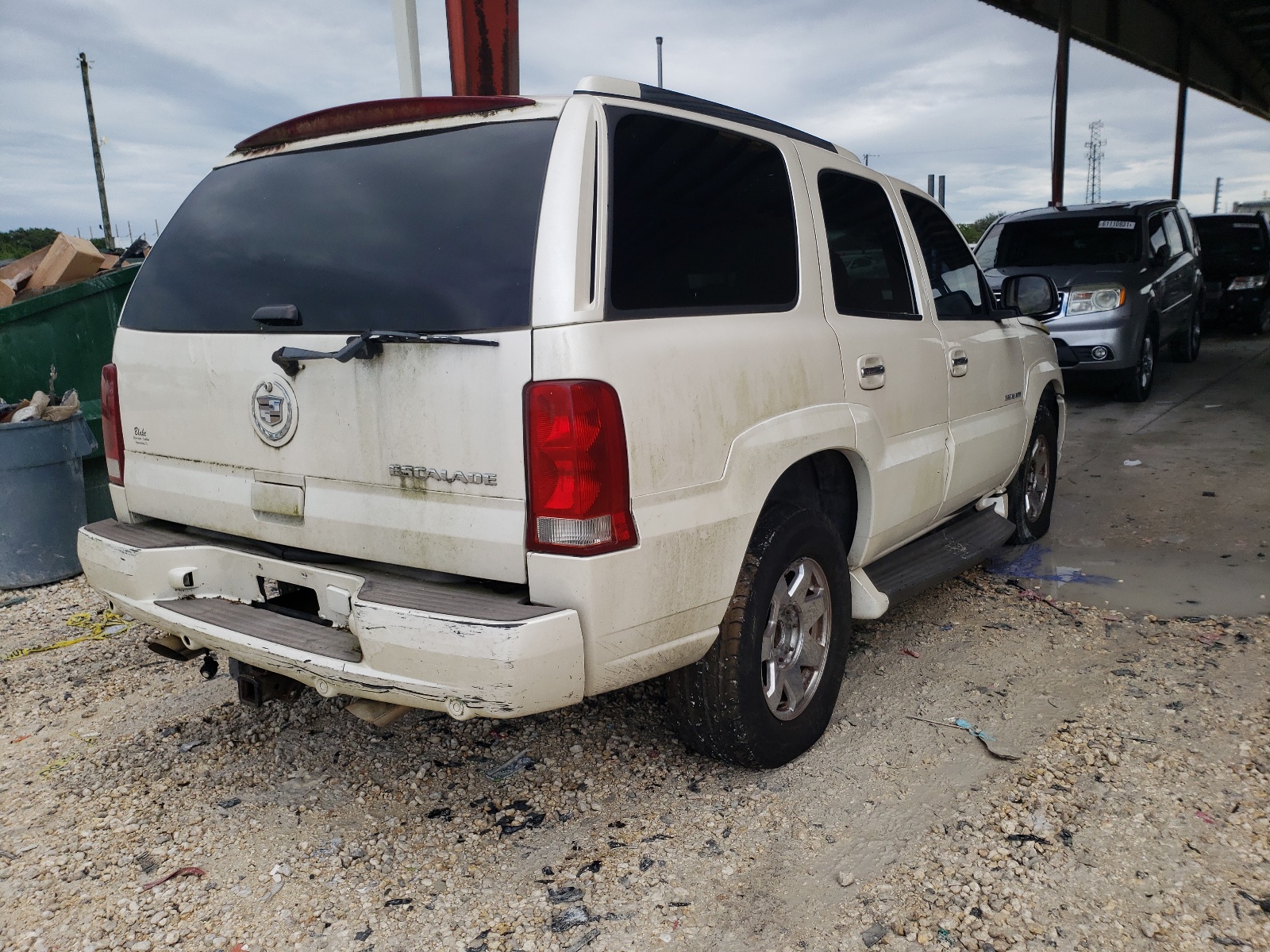 Photo 4 from auction – 2003 CADILLAC ESCALADE with VIN 1GYEK63NX3R102894