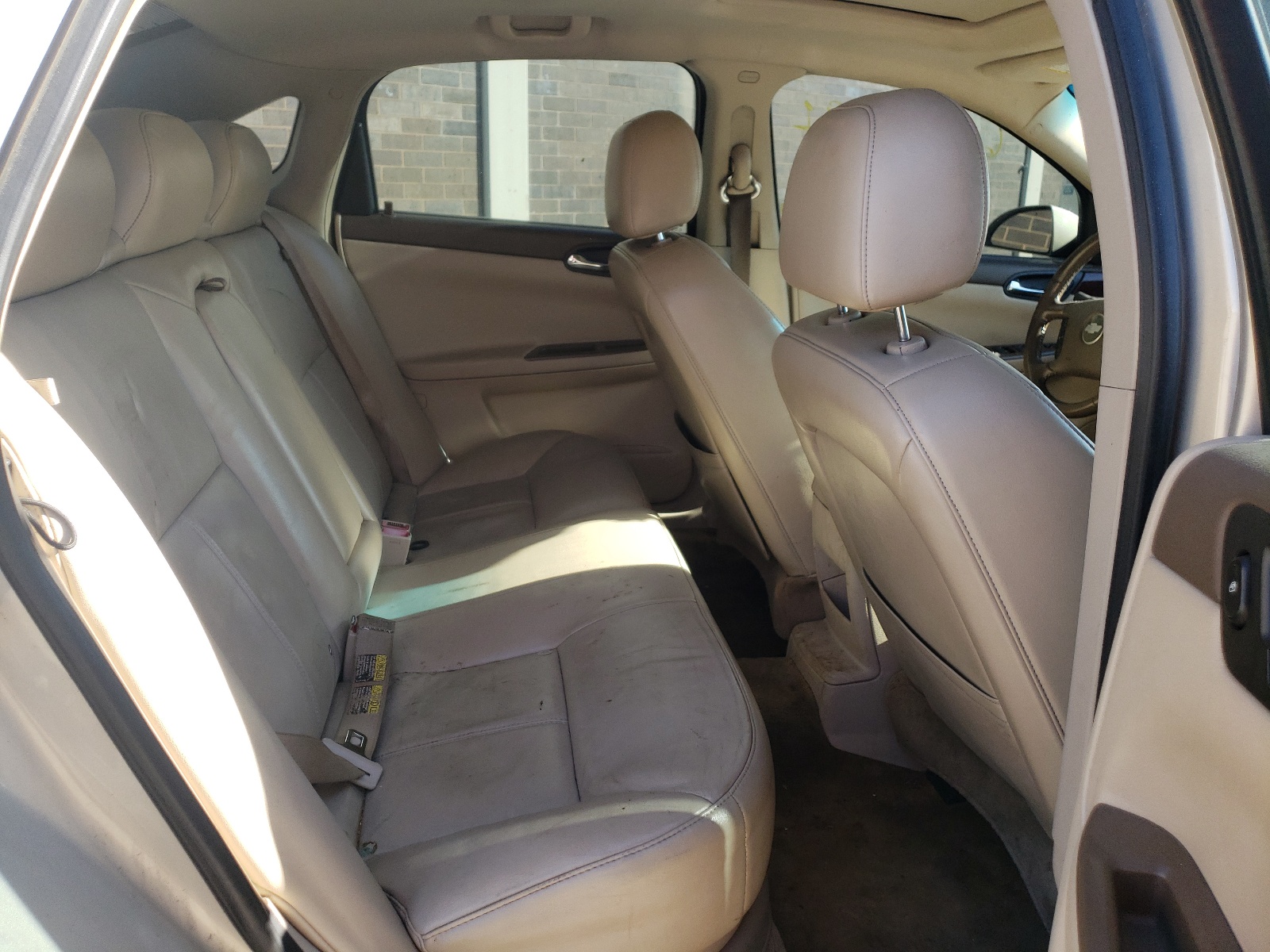 Photo 6 from auction – 2008 CHEVROLET IMPALA LTZ with VIN 2G1WU583381345381