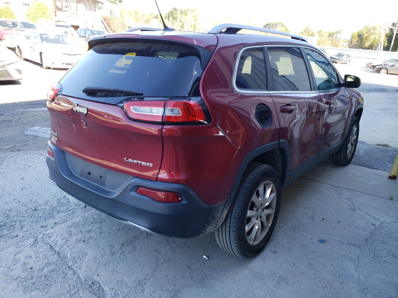 Photo 4 from auction – 2014 JEEP CHEROKEE L with VIN 1C4PJMDS4EW311630
