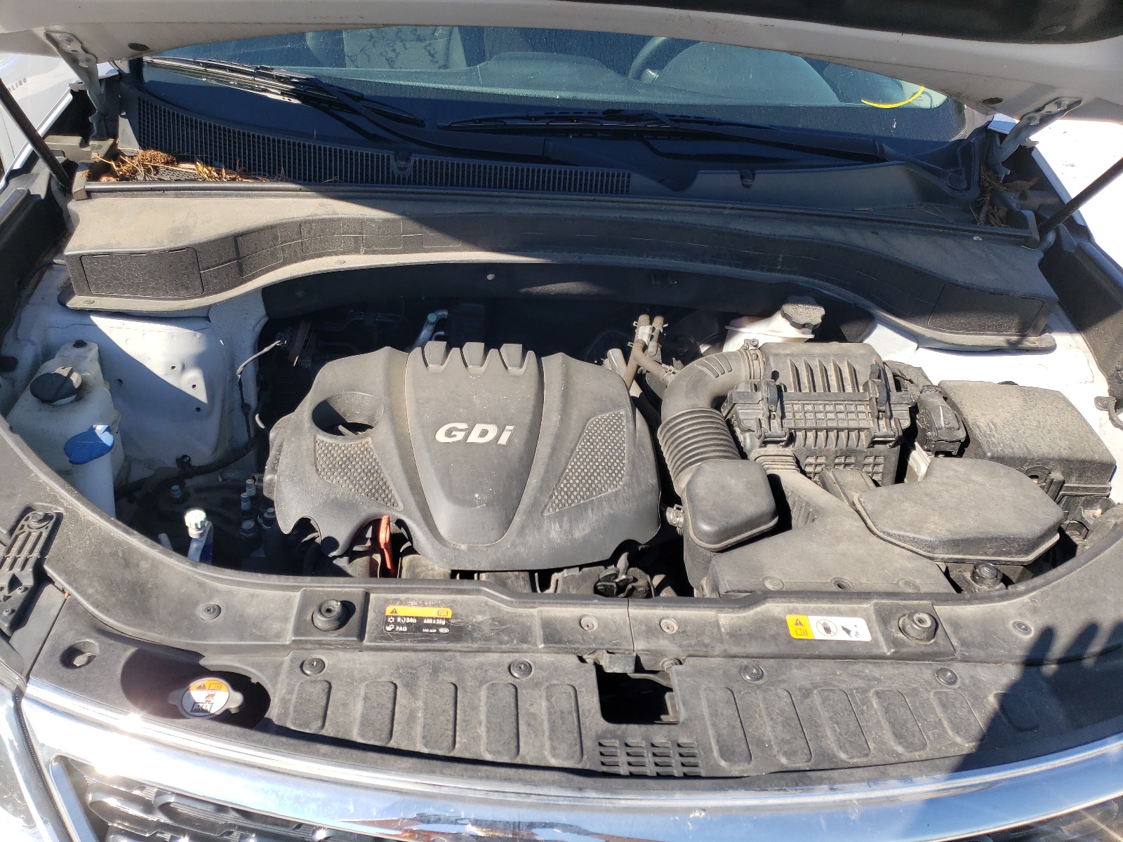 Photo 7 from auction – 2014 KIA SORENTO LX with VIN 5XYKT3A65EG521964