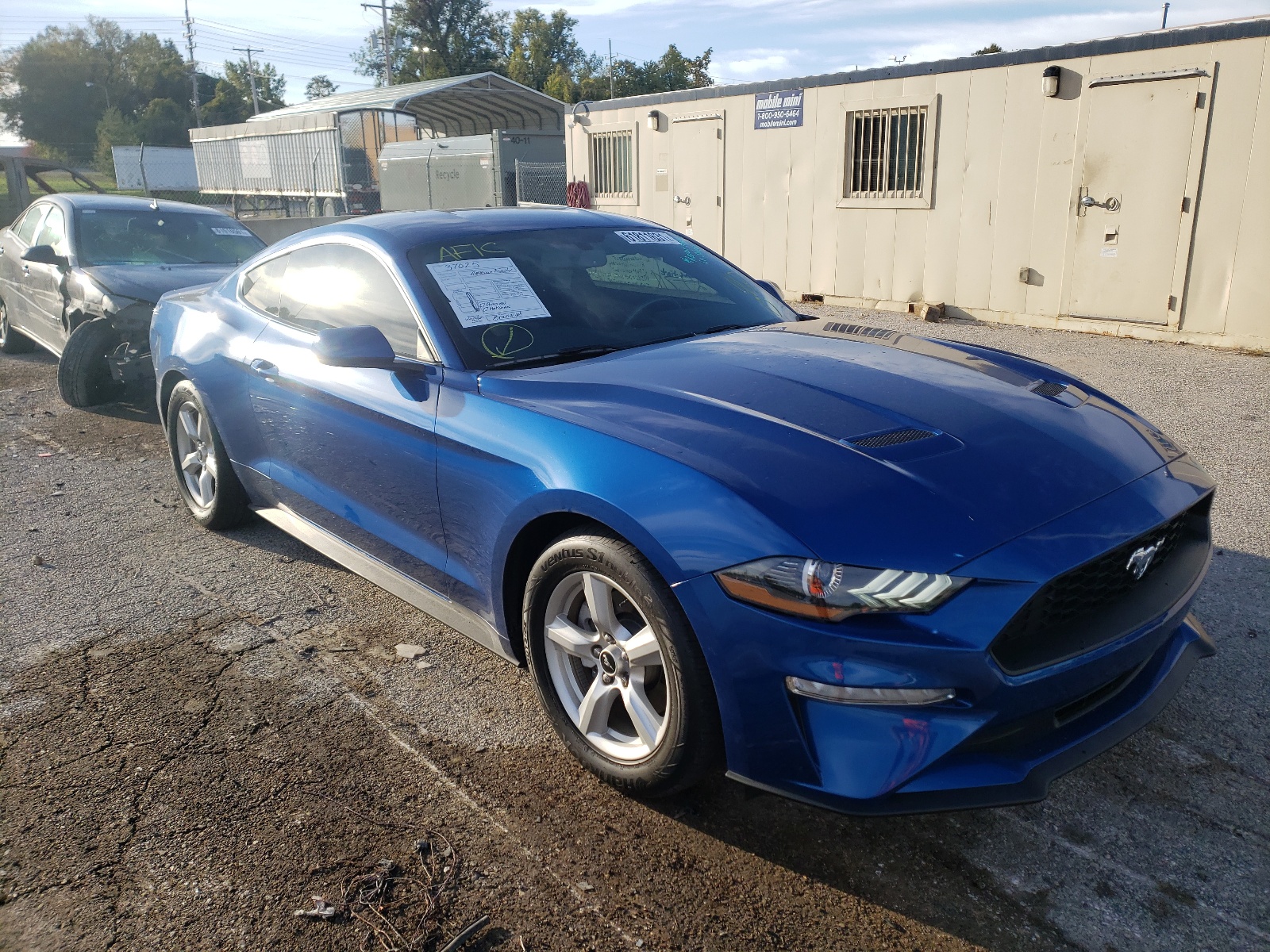 FORD MUSTANG 2018 with VIN 1FA6P8TH5J5184688 - Photo from auction