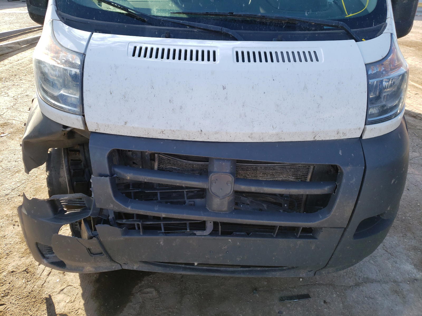 Photo 7 from auction – 2018 RAM PROMASTER with VIN 3C6URVJG5JE101437