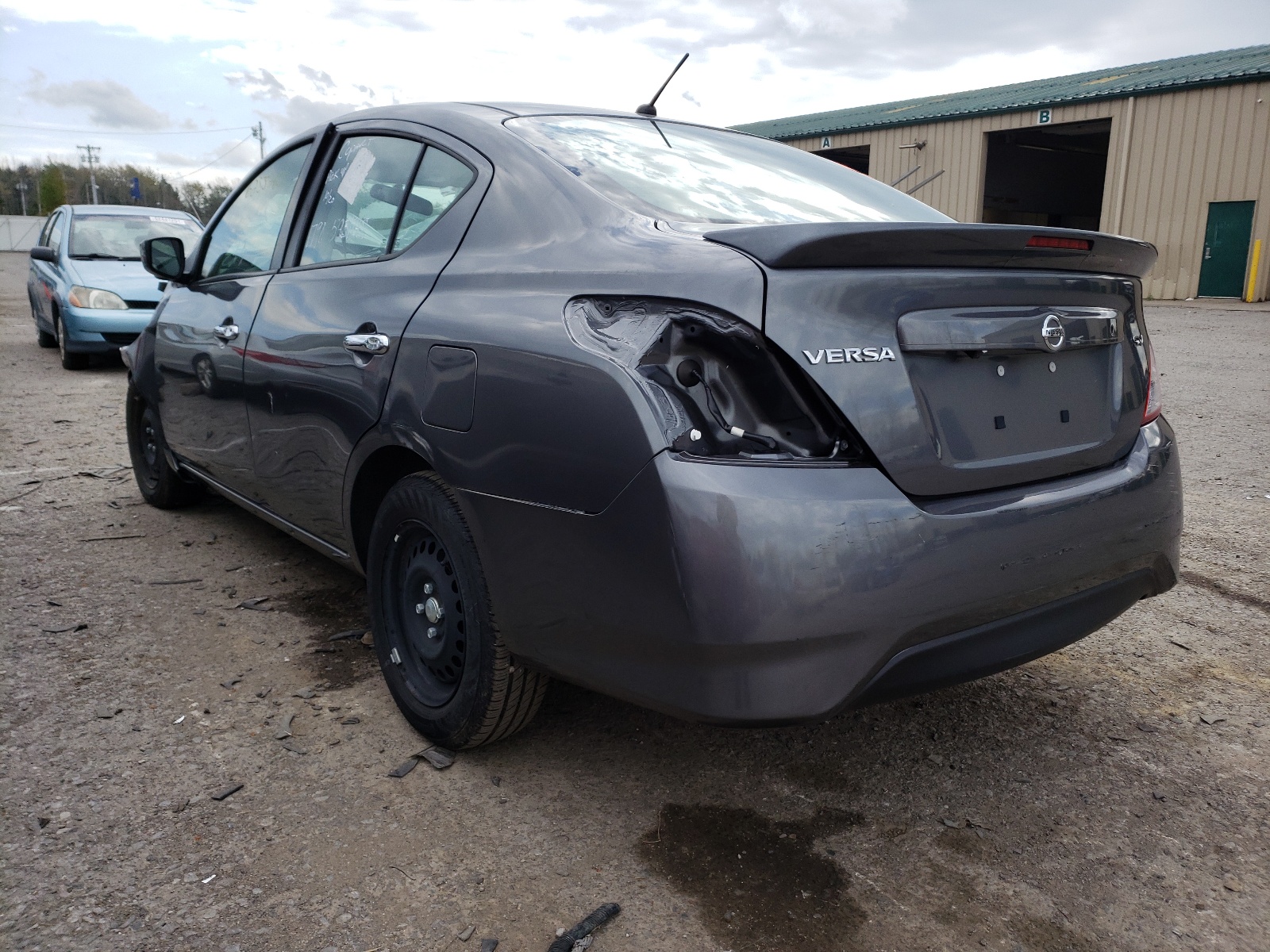 Photo 3 from auction – 2019 NISSAN VERSA S with VIN 3N1CN7AP6KL863476