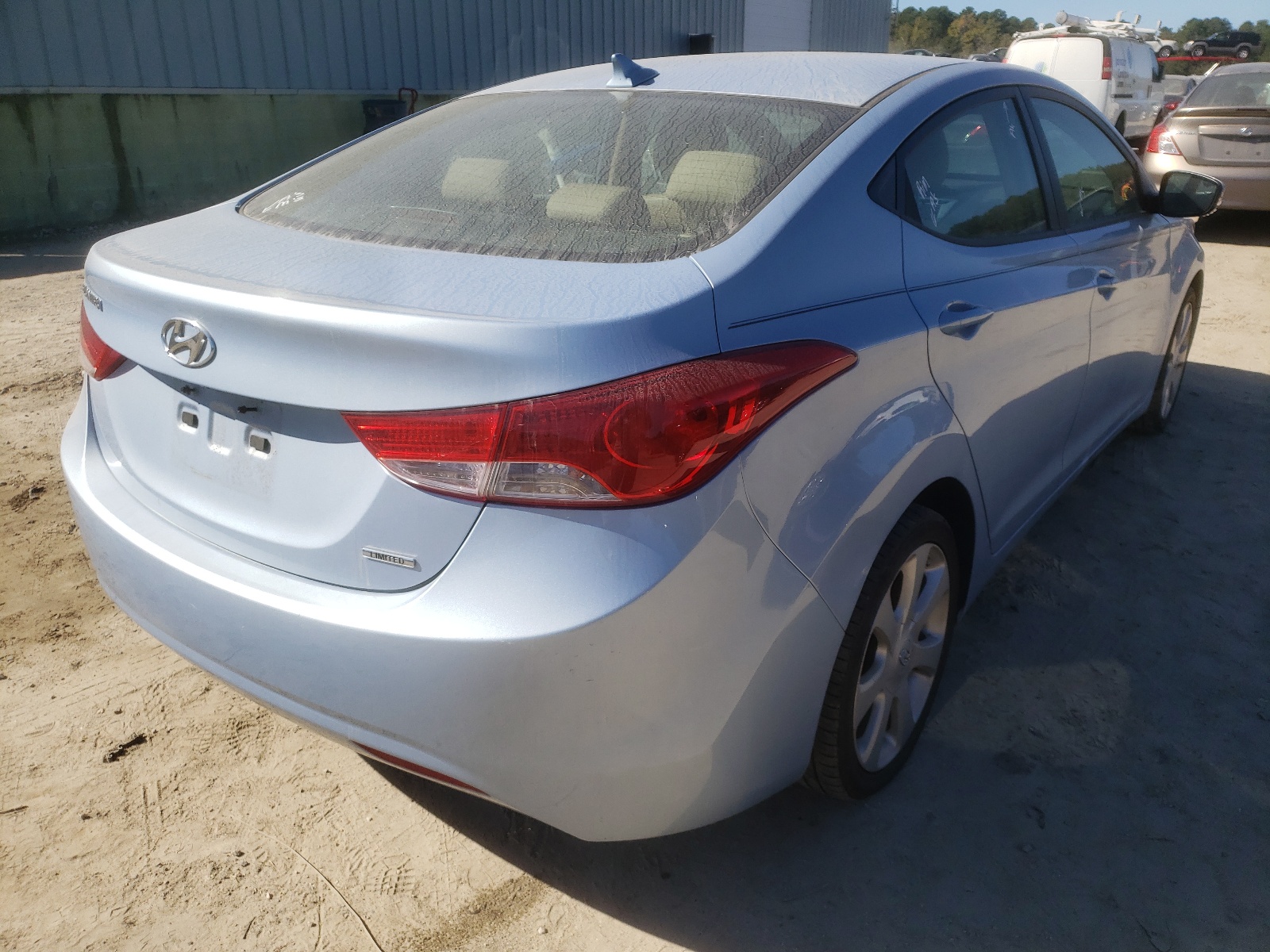 Photo 4 from auction – 2011 HYUNDAI ELANTRA GL with VIN KMHDH4AE0BU125664