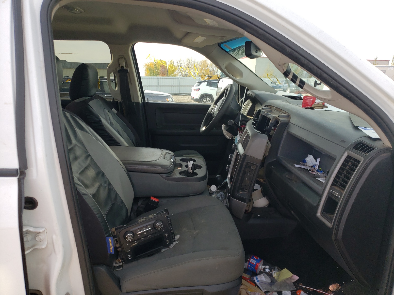 Photo 5 from auction – 2017 RAM 2500 ST with VIN 3C6UR5HJ1HG581640