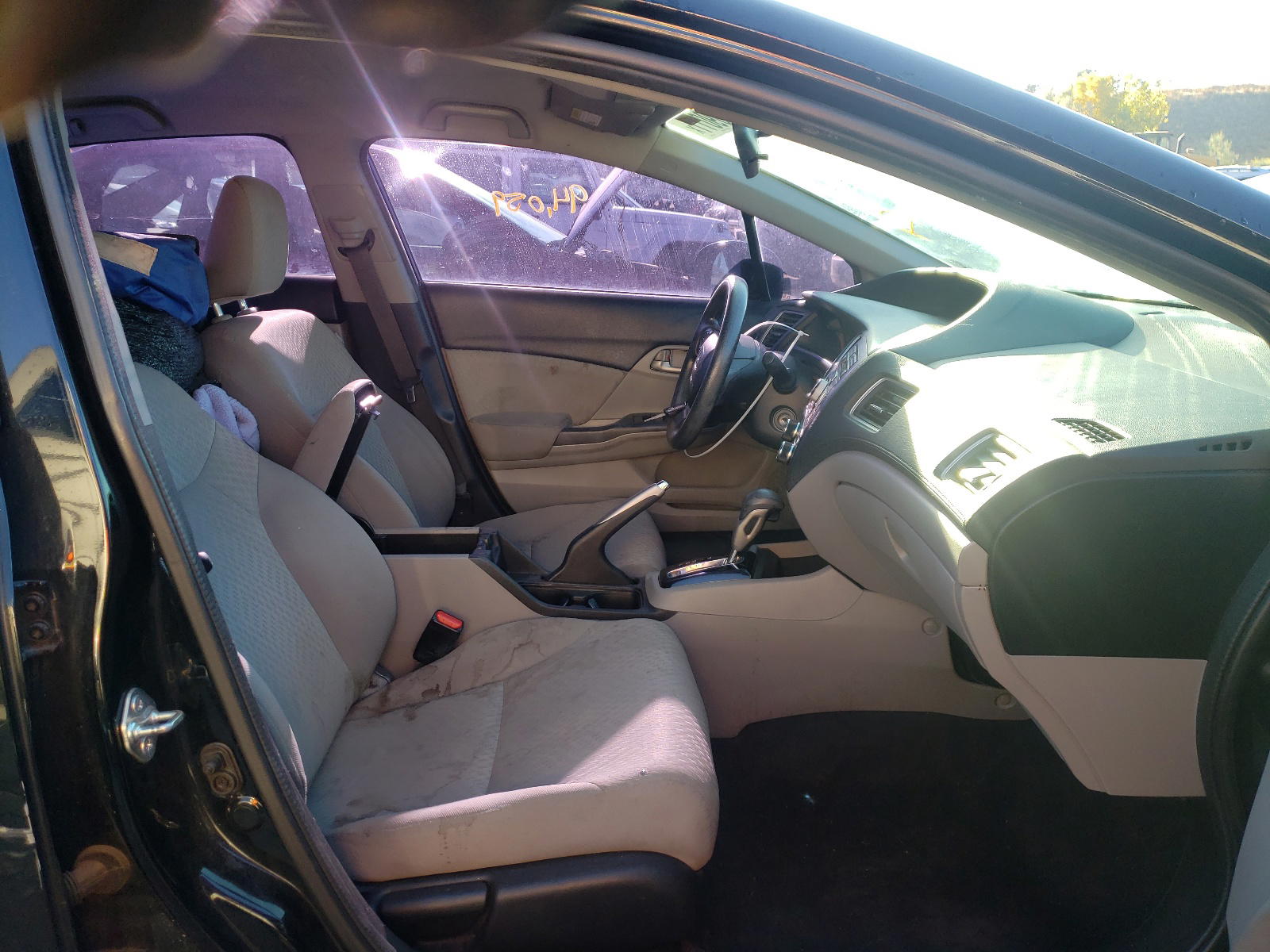 Photo 5 from auction – 2015 HONDA CIVIC LX with VIN 19XFB2F53FE079845