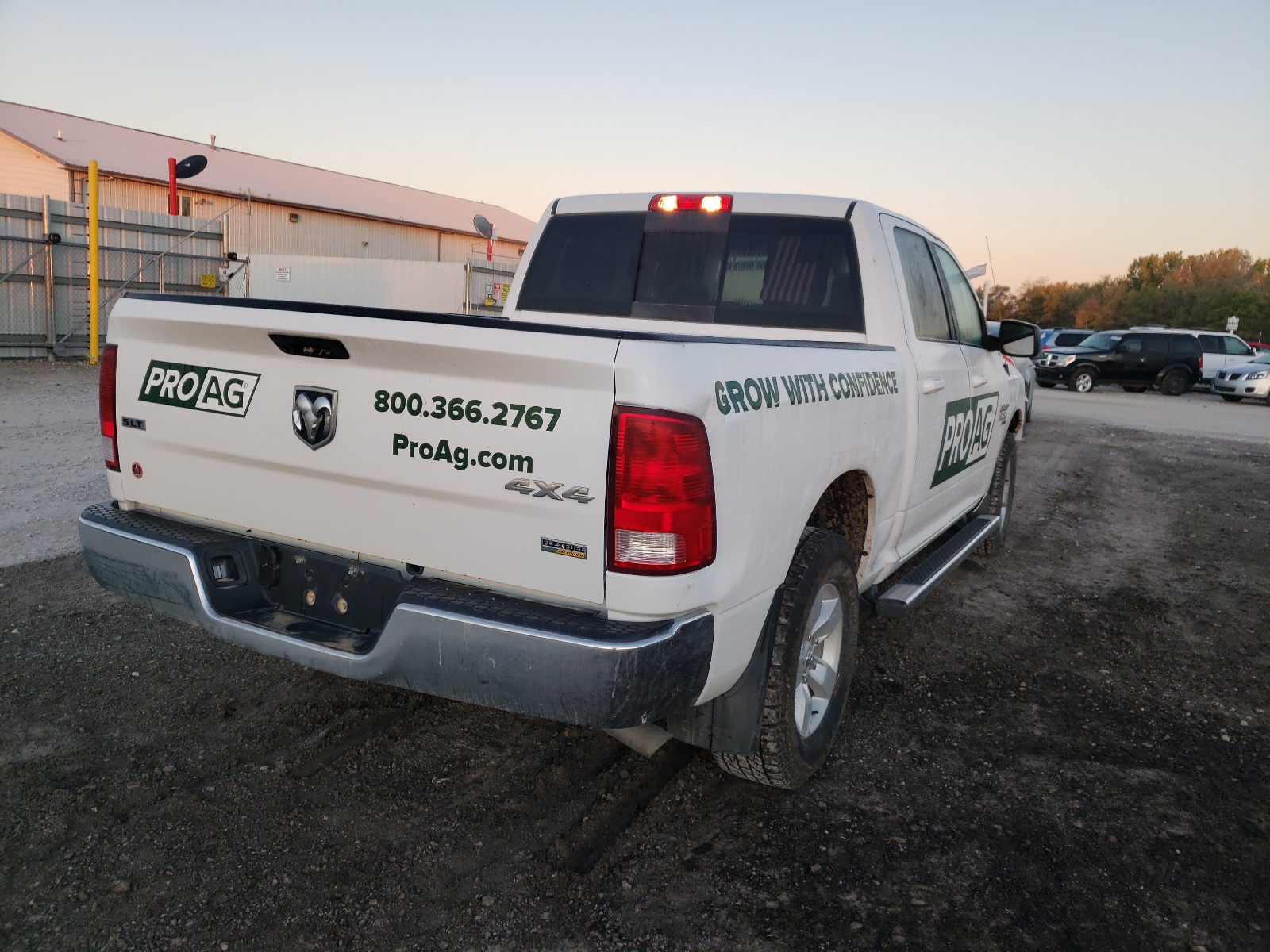 Photo 4 from auction – 2019 RAM 1500 CLASS with VIN 3C6RR7LG8KG670092