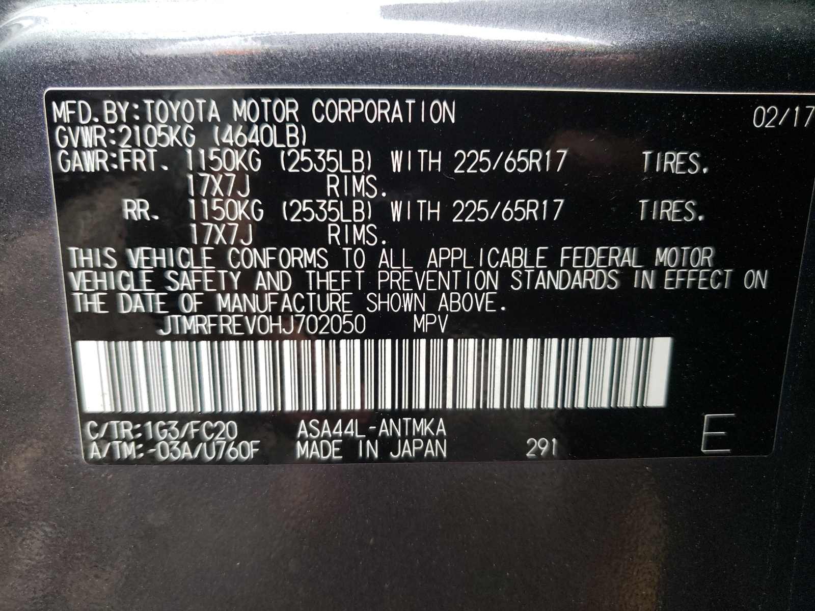 Photo 10 from auction – 2017 TOYOTA RAV4 XLE with VIN JTMRFREV0HJ702050