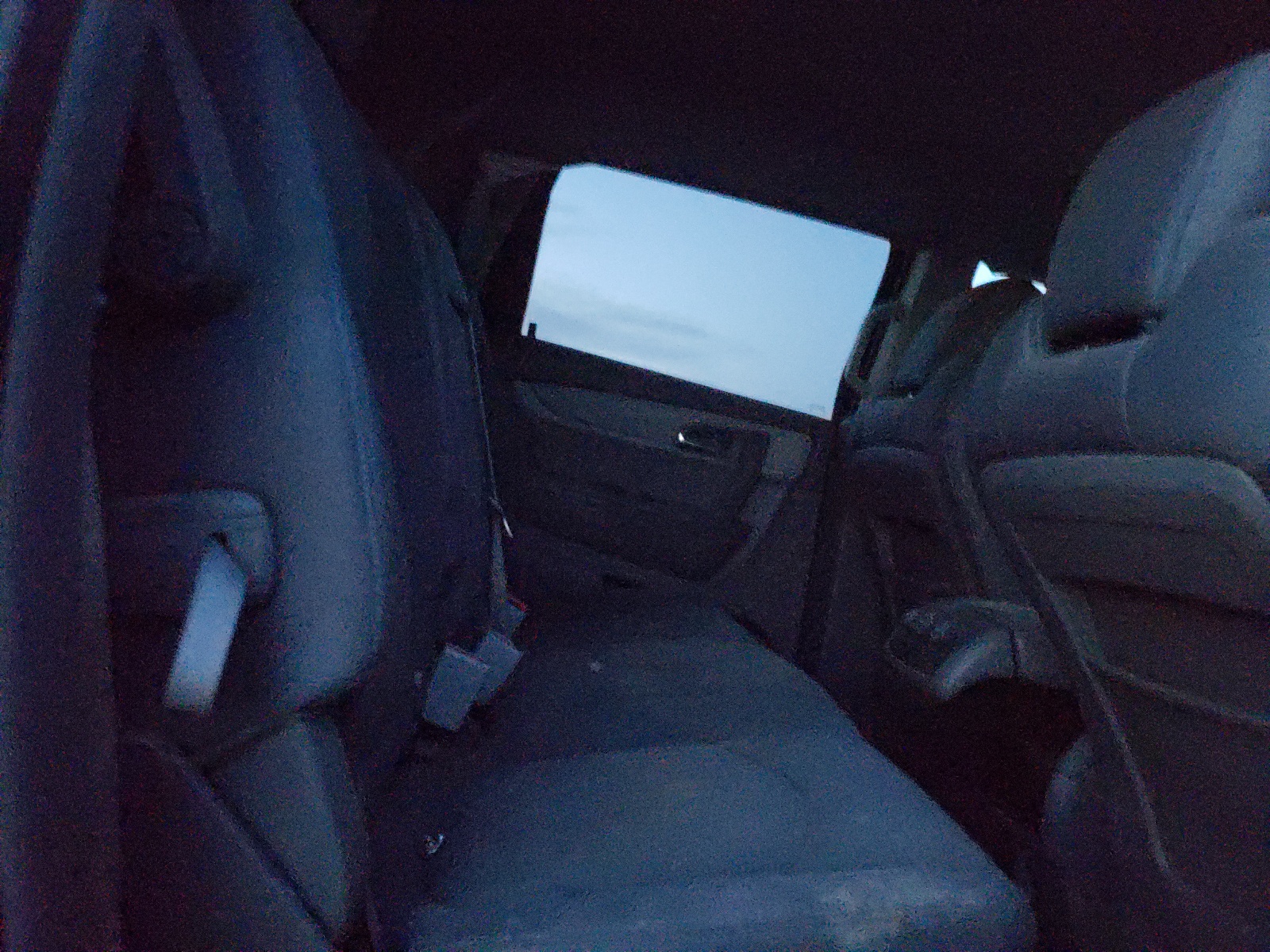Photo 6 from auction – 2015 CHEVROLET TRAVERSE L with VIN 1GNKVGKD7FJ324799