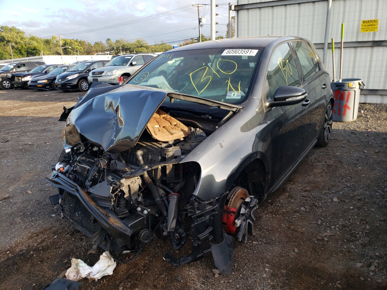 Photo 2 from auction – 2014 VOLKSWAGEN GTI with VIN WVWHD7AJ9EW007380