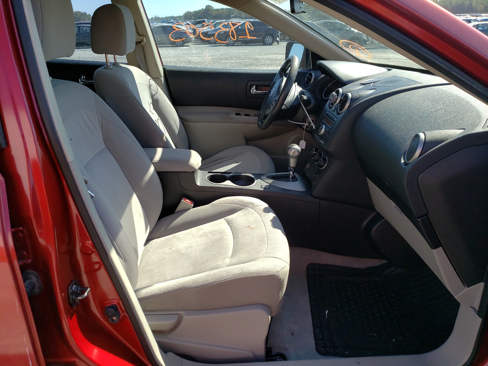 Photo 5 from auction – 2012 NISSAN ROGUE S with VIN JN8AS5MV6CW367606