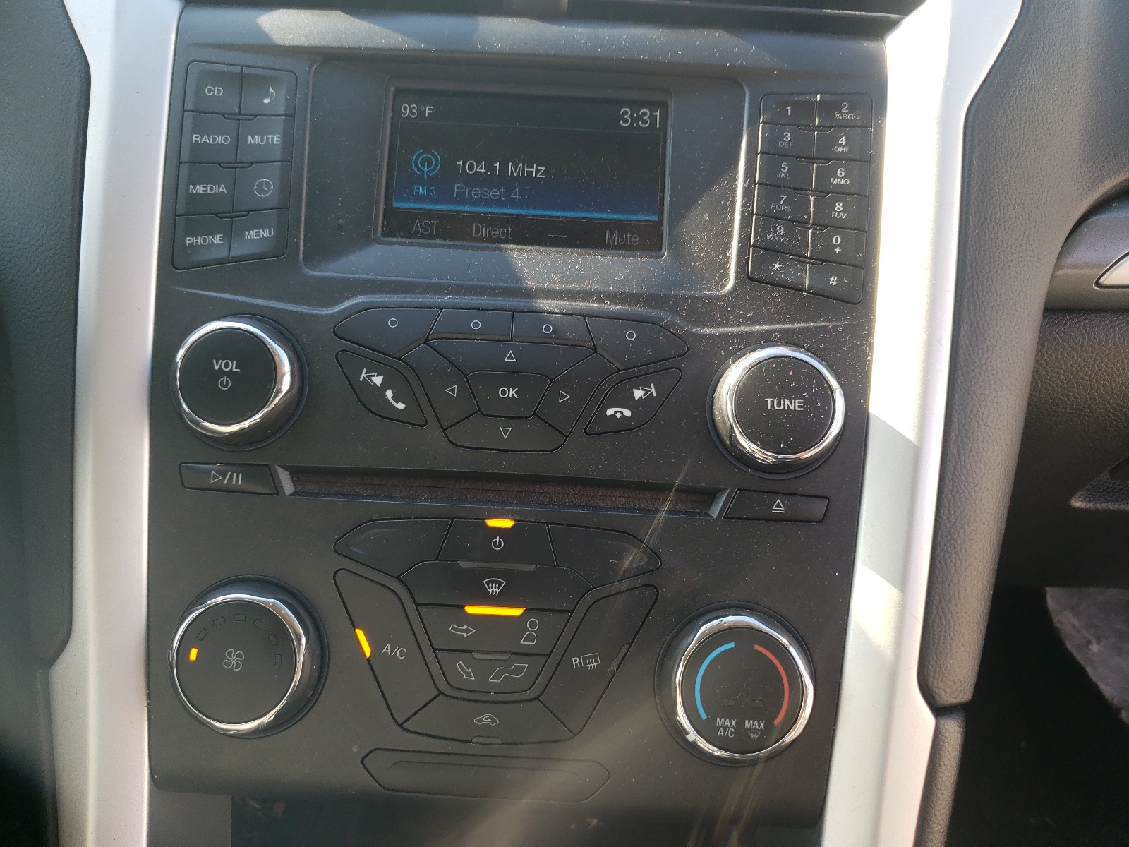 Photo 9 from auction – 2016 FORD FUSION S with VIN 3FA6P0G76GR129434