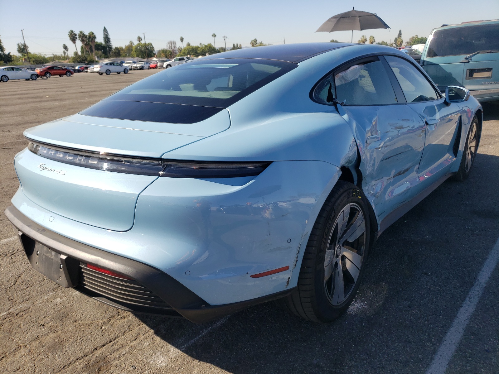 Photo 4 from auction – 2020 PORSCHE TAYCAN 4S with VIN WP0AB2Y17LSA51837