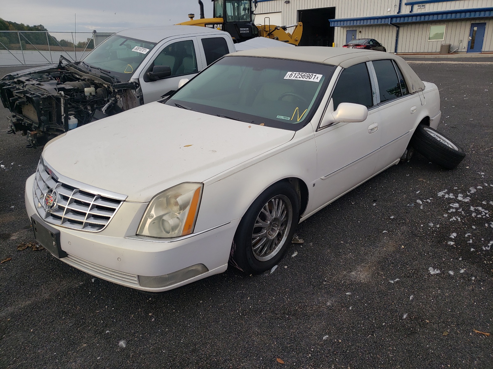 Photo 2 from auction – 2007 CADILLAC DTS with VIN 1G6KD57Y37U116515