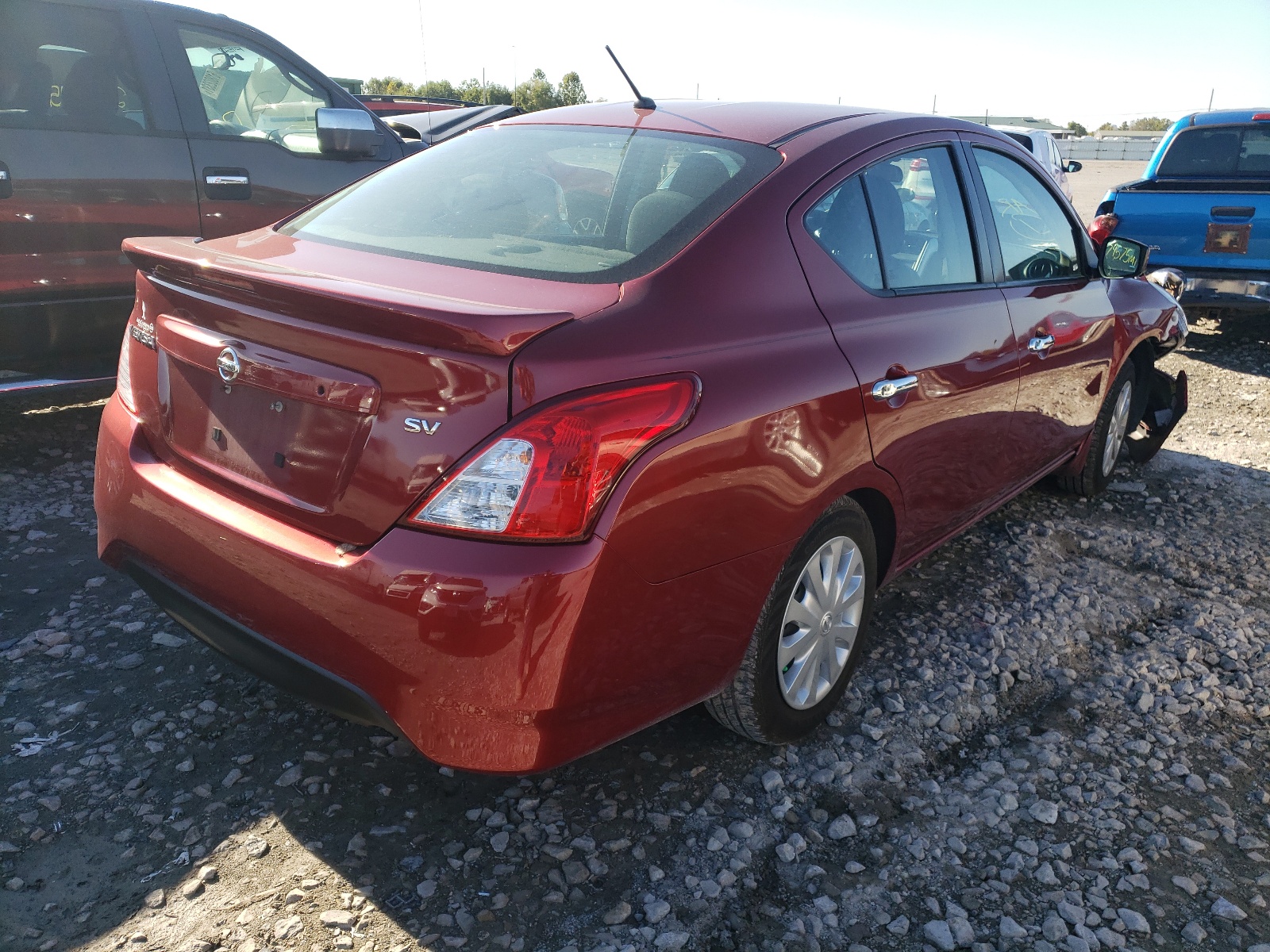 Photo 4 from auction – 2018 NISSAN VERSA S/S with VIN 3N1CN7AP5JL882969